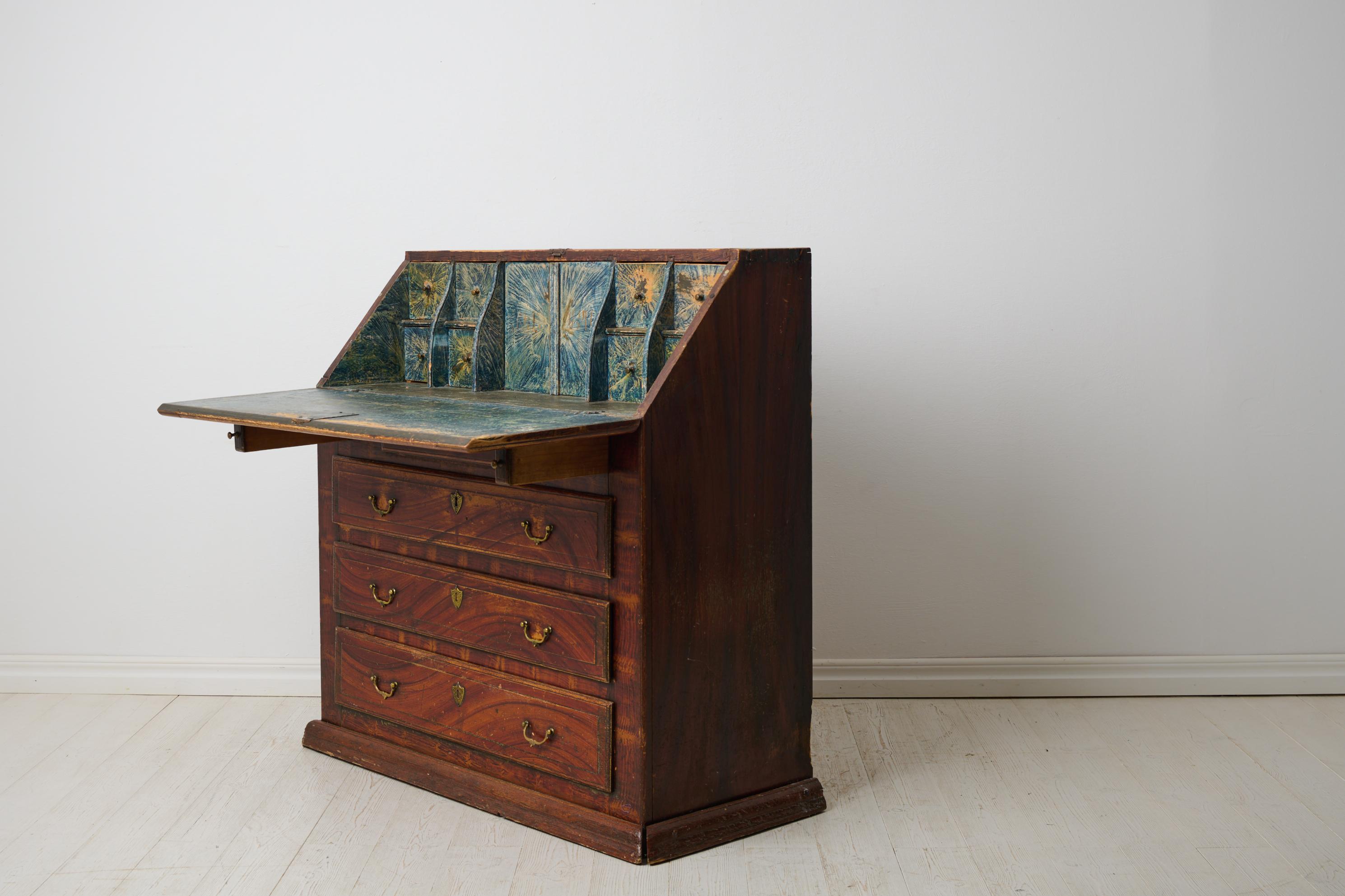 Antiker echter Volkskunst-Sekretär-Schreibtisch, original blaue und Mahagoni-Lackierung (Handgefertigt) im Angebot