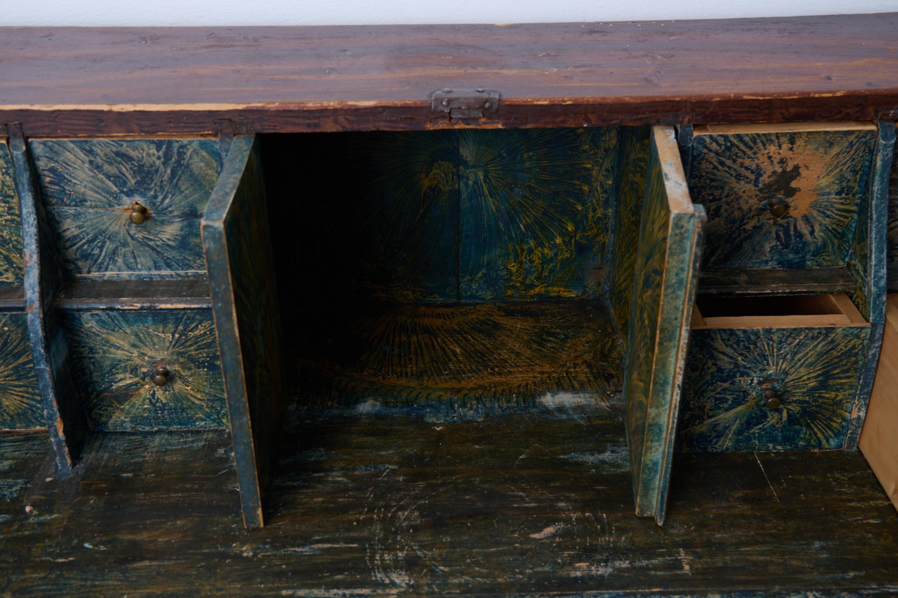 Antiker echter Volkskunst-Sekretär-Schreibtisch, original blaue und Mahagoni-Lackierung im Angebot 2