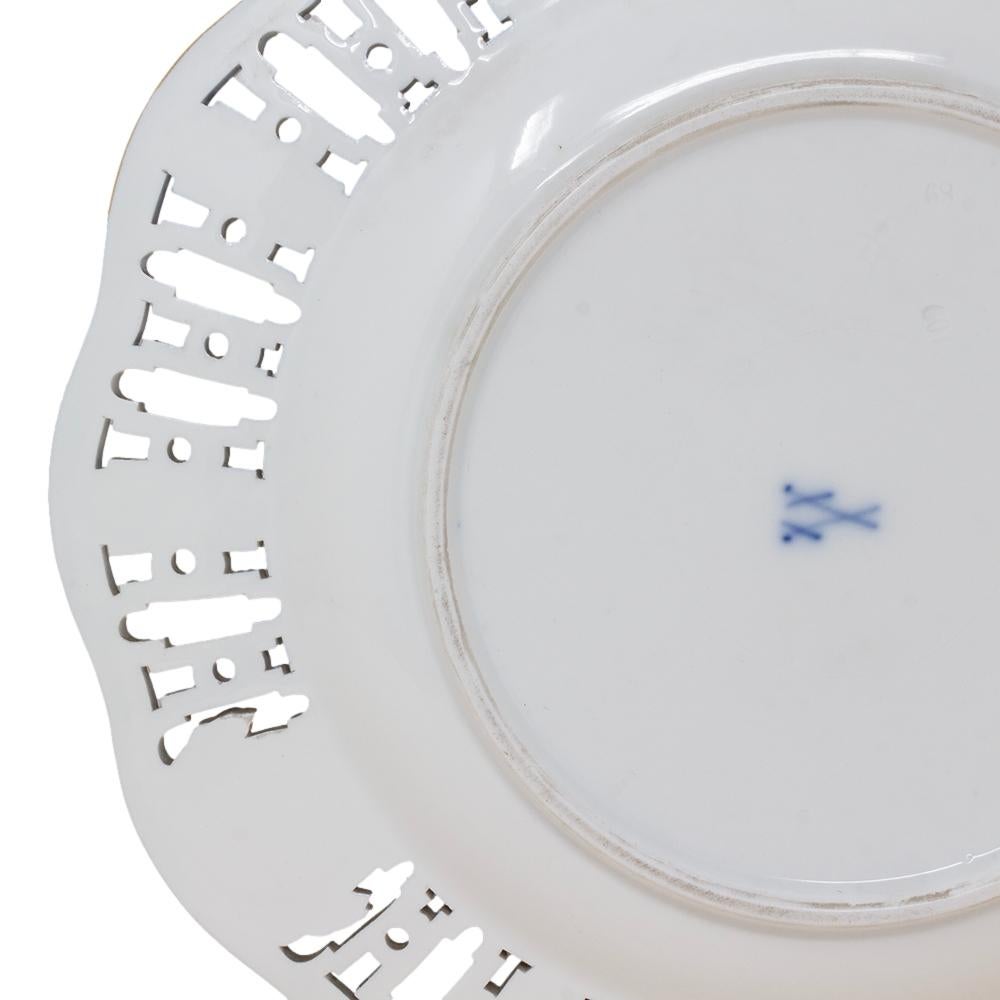 Antique Genuine Meissen Reticulated Porcelain Cattle Plate For Sale 11