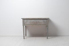 Antike, echte, seltene, nordschwedische Wand- oder Beistelltisch