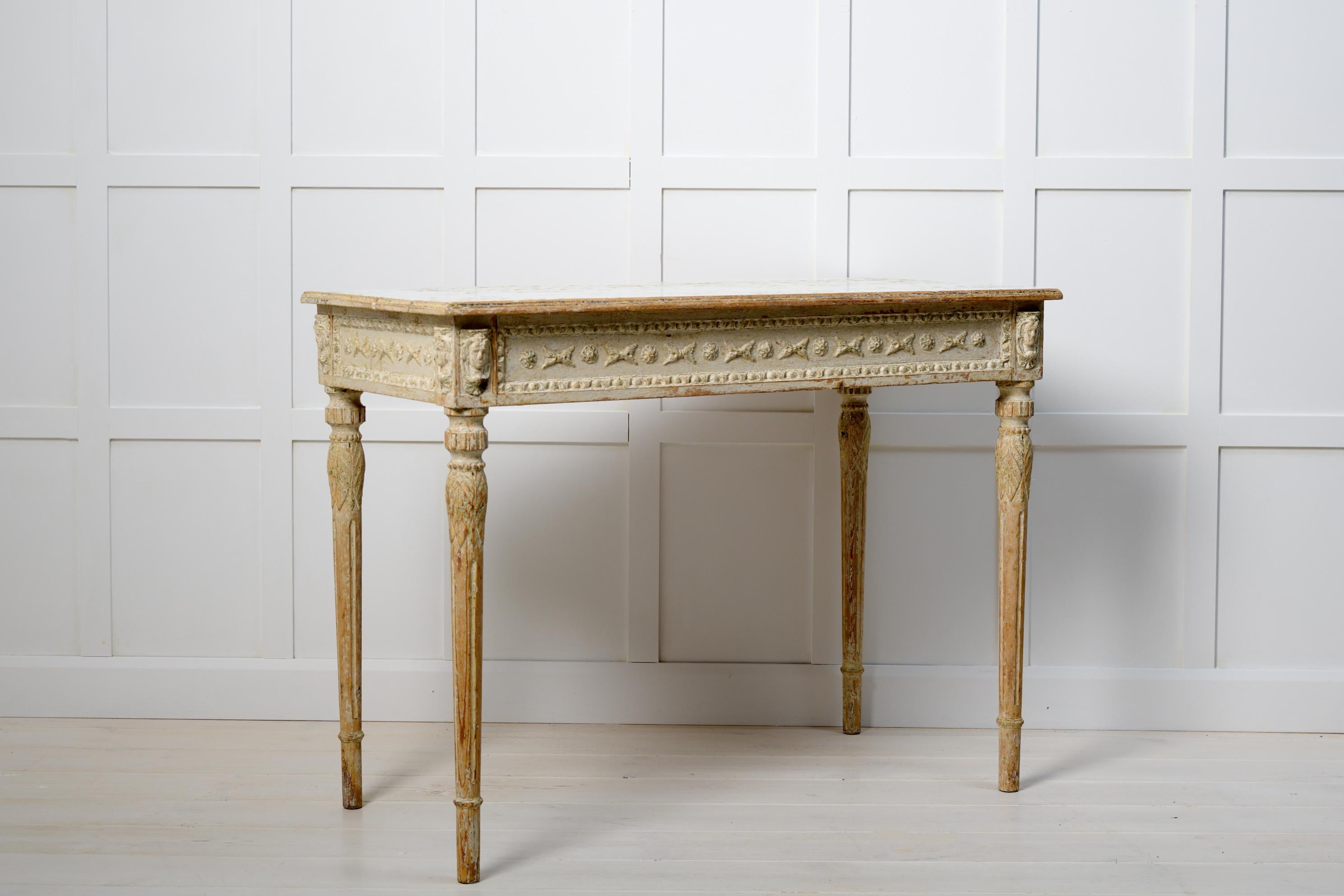 Antique Genuine Swedish Gustavian Detailed Decorated Console Table In Good Condition For Sale In Kramfors, SE