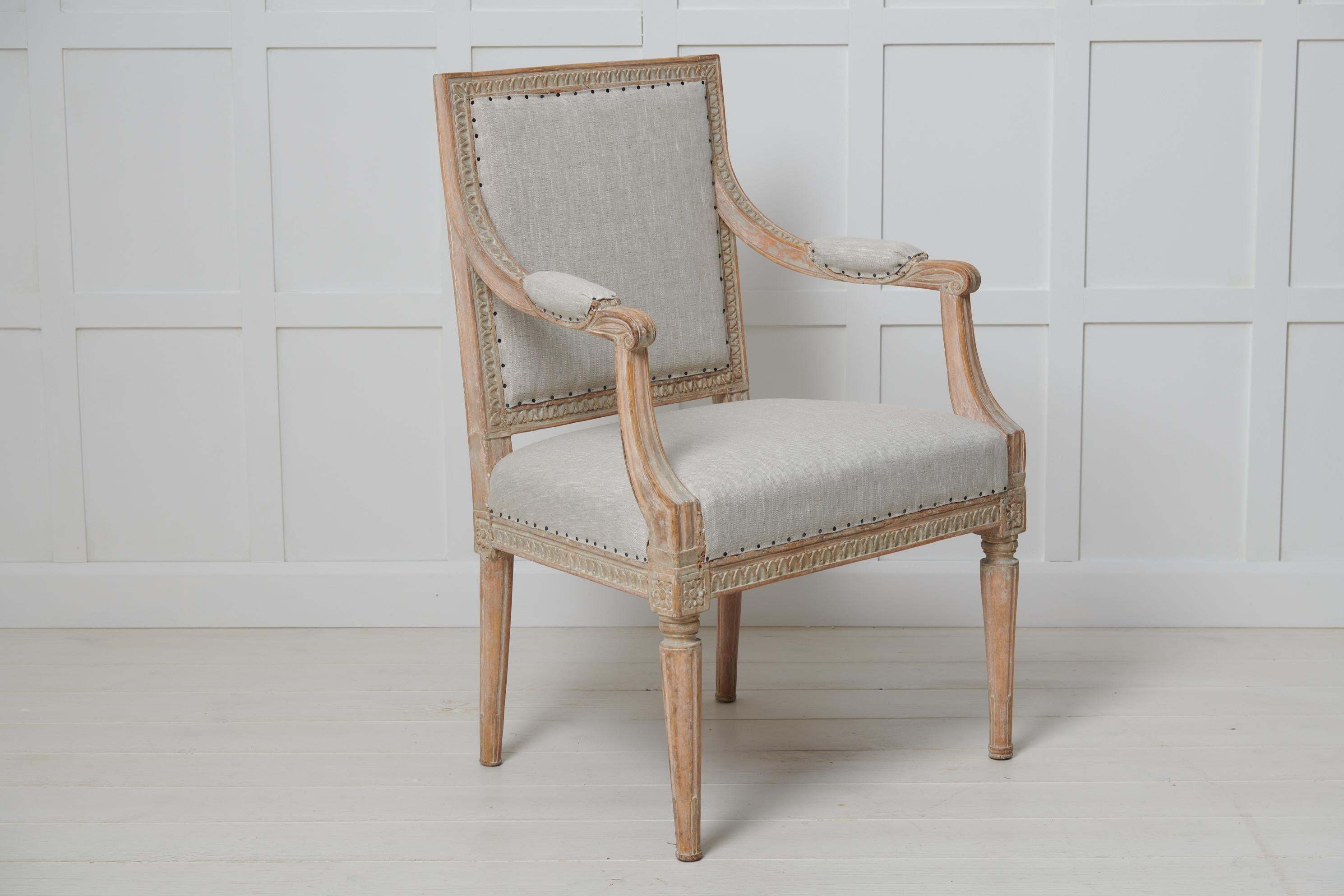 XVIIIe siècle Fauteuil suédois ancien authentique rembourré de style gustavien en vente