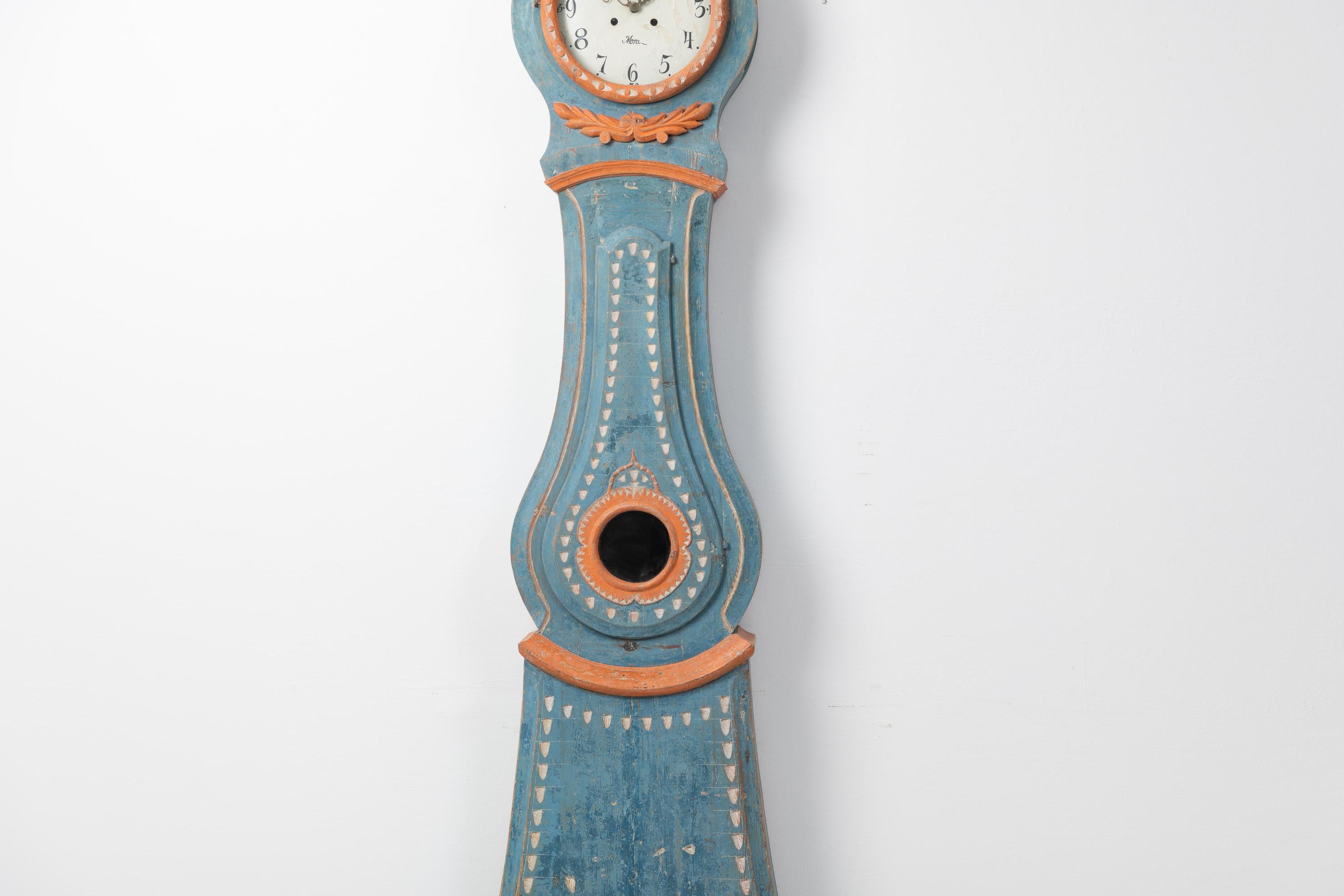 Antike Uhr mit langem Gehäuse aus echtem schwedischem Kiefernholz im Angebot 4