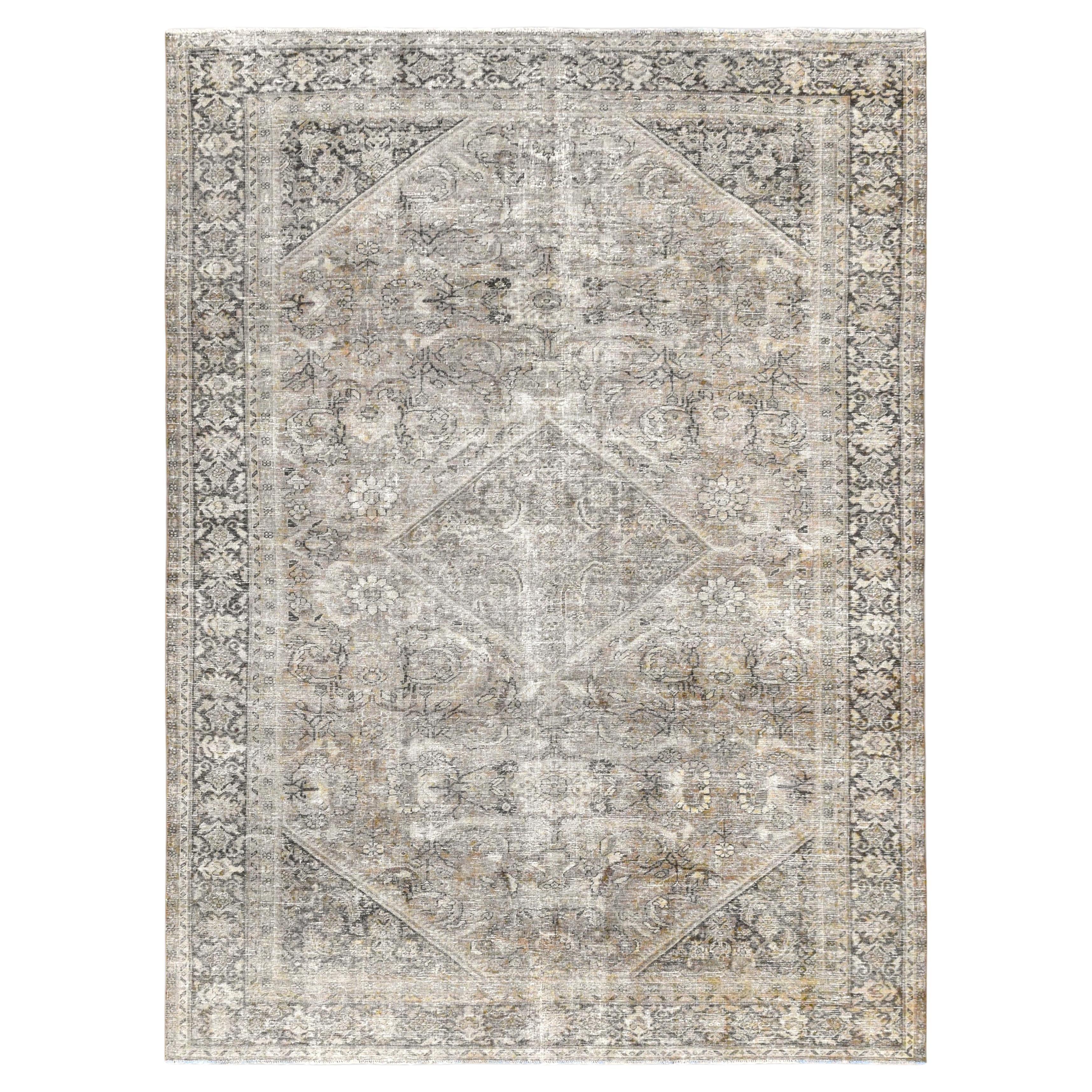 Antique Geometric Distressed Mahal 8'10''x12'