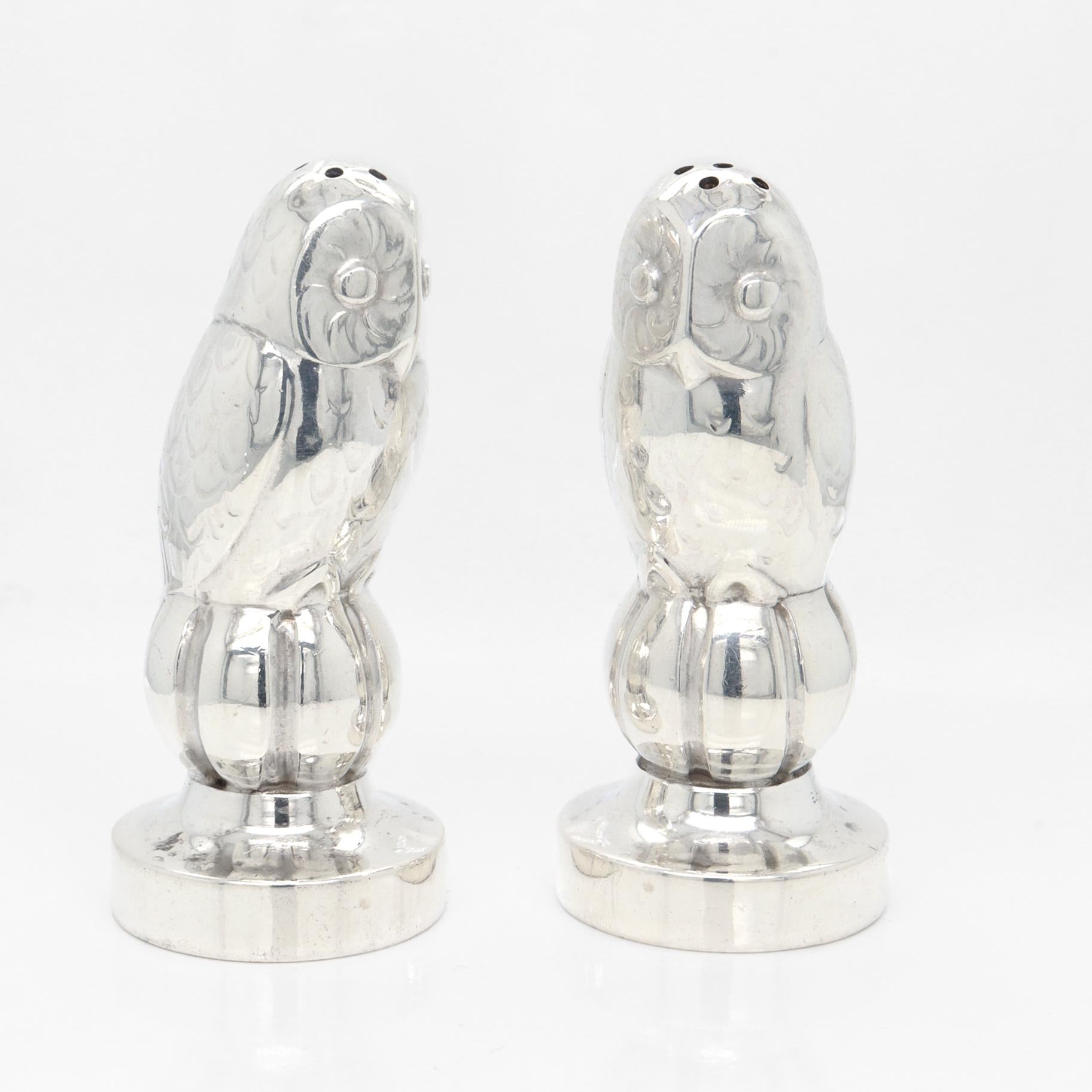 Antique Georg Jensen Sterling Silver Owl Salt & Pepper Shakers Model No. 36A In Good Condition For Sale In Philadelphia, PA