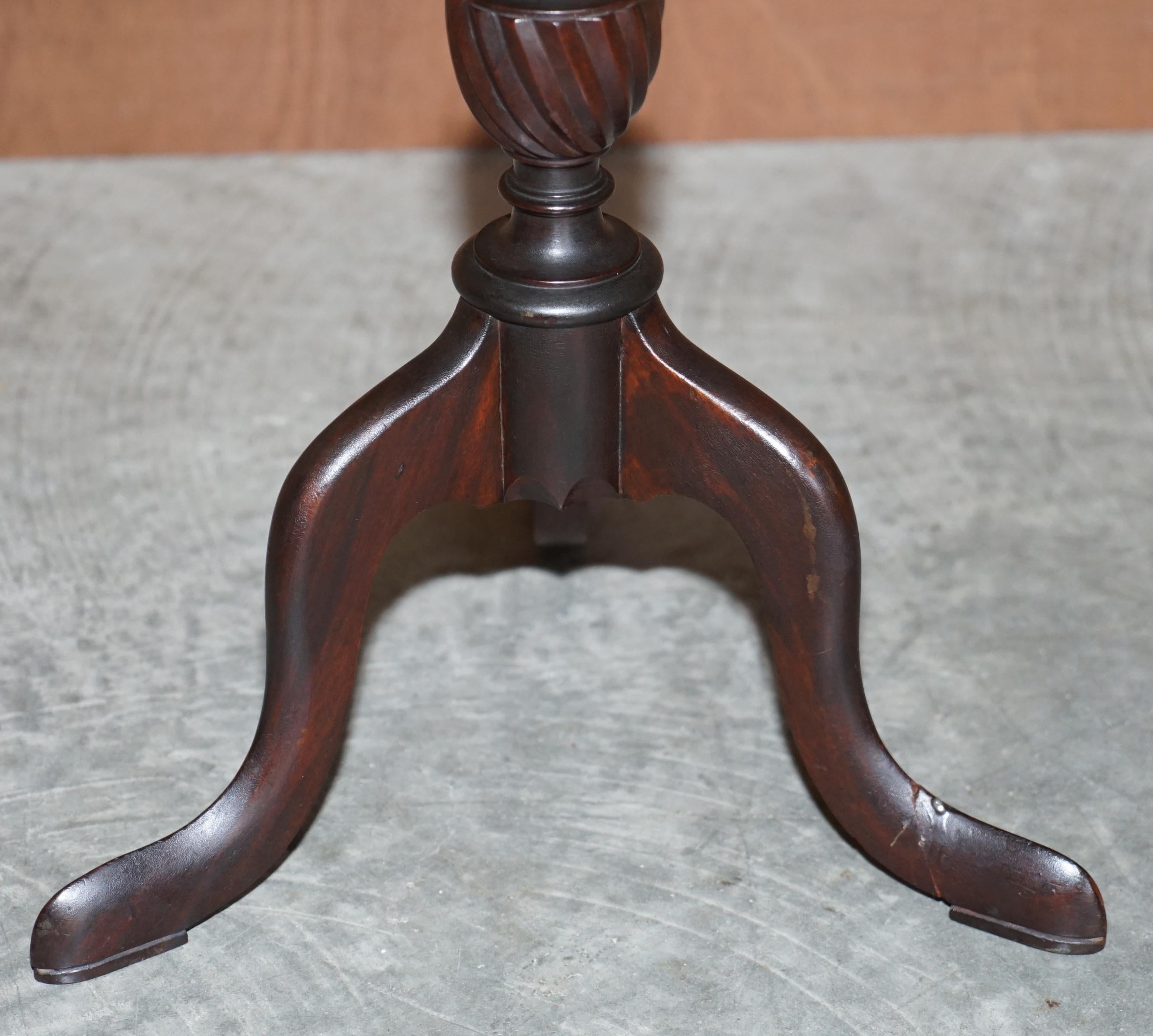 19th Century Antique Georgain / Victorian Stamped Hardwood Tripod Lamp Side End Wine Table For Sale