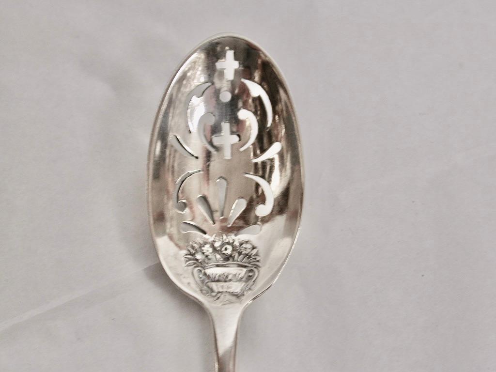 English Antique George 111 Mote Spoon Dated Circa 1760 London Assay William Lilley
