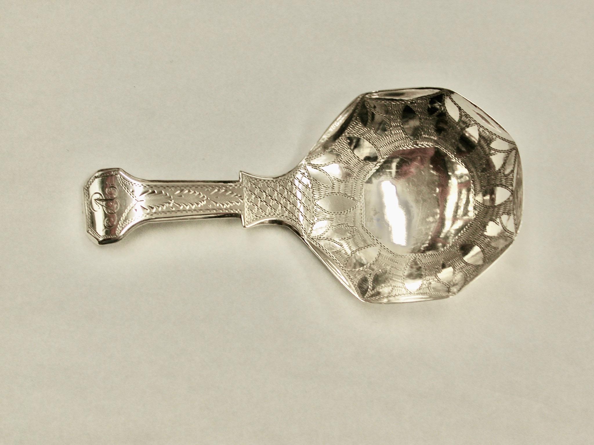 Antigua Cuchara para Té George 111 Silver Bright Cut Fechada en 1817 Jorge III en venta