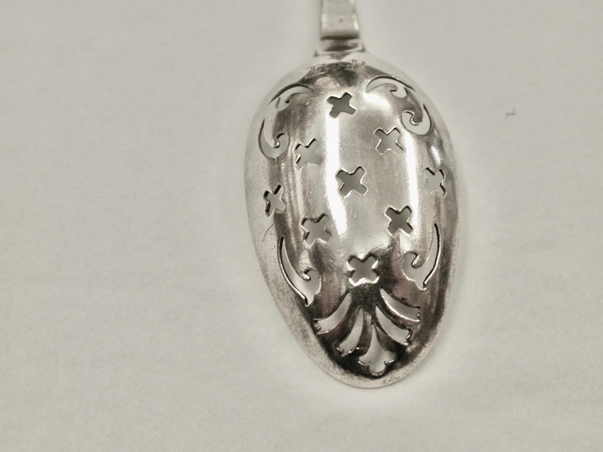 Antigua cuchara moteada de plata George 111 Fechada circa 1760 James Marson Londres Inglés