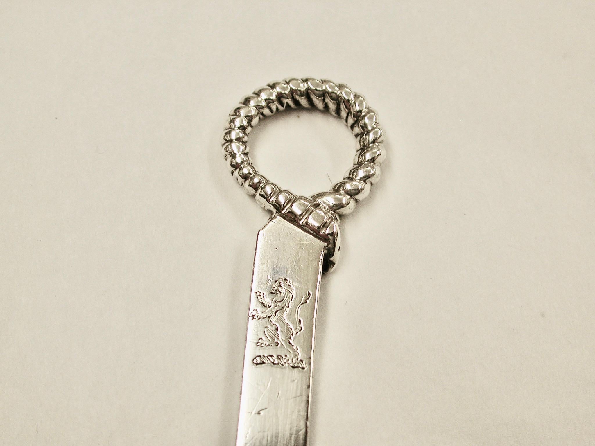 Fin du XVIIIe siècle Aiguière ancienne en argent George 111 datée de 1773 du fabricant Charles Wright, Londres en vente