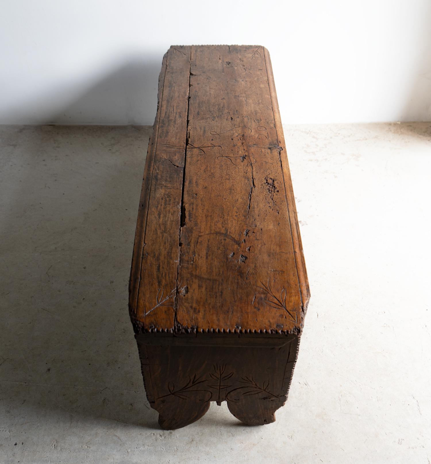 Antike George I Chip geschnitzt Zeder sechs Plank Chest/Coffer, frühen 18. im Angebot 2