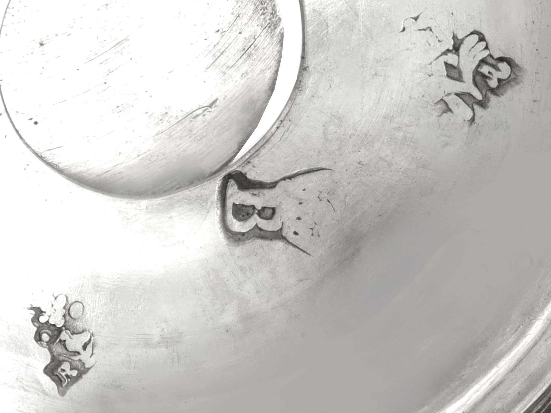 Antique George I French Silver Side-Handled Chocolate Pot im Angebot 7