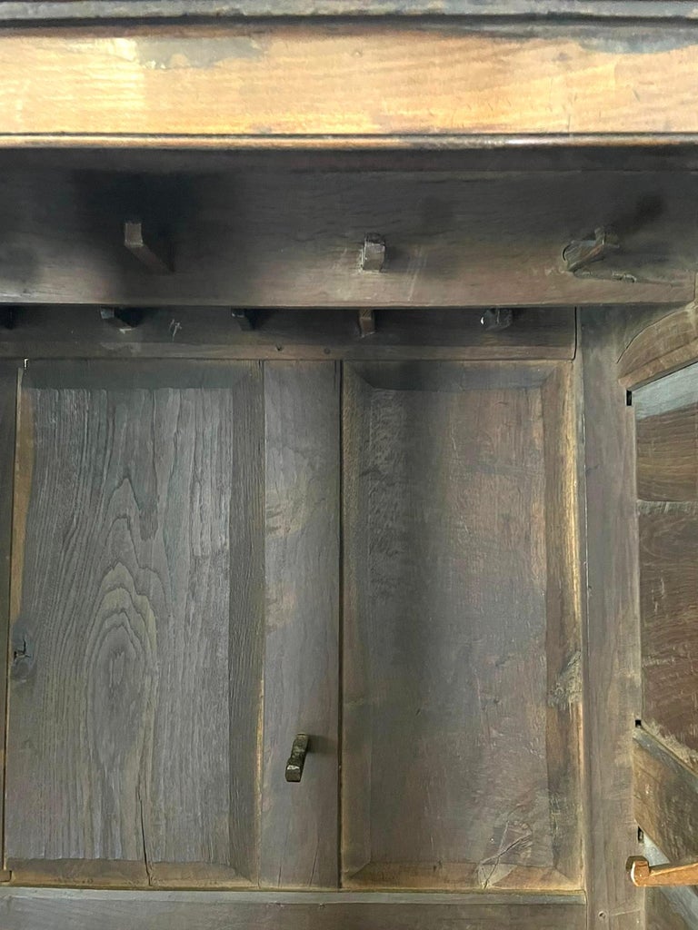 Antique I Quality Oak Livery Cupboard For Sale at 1stDibs