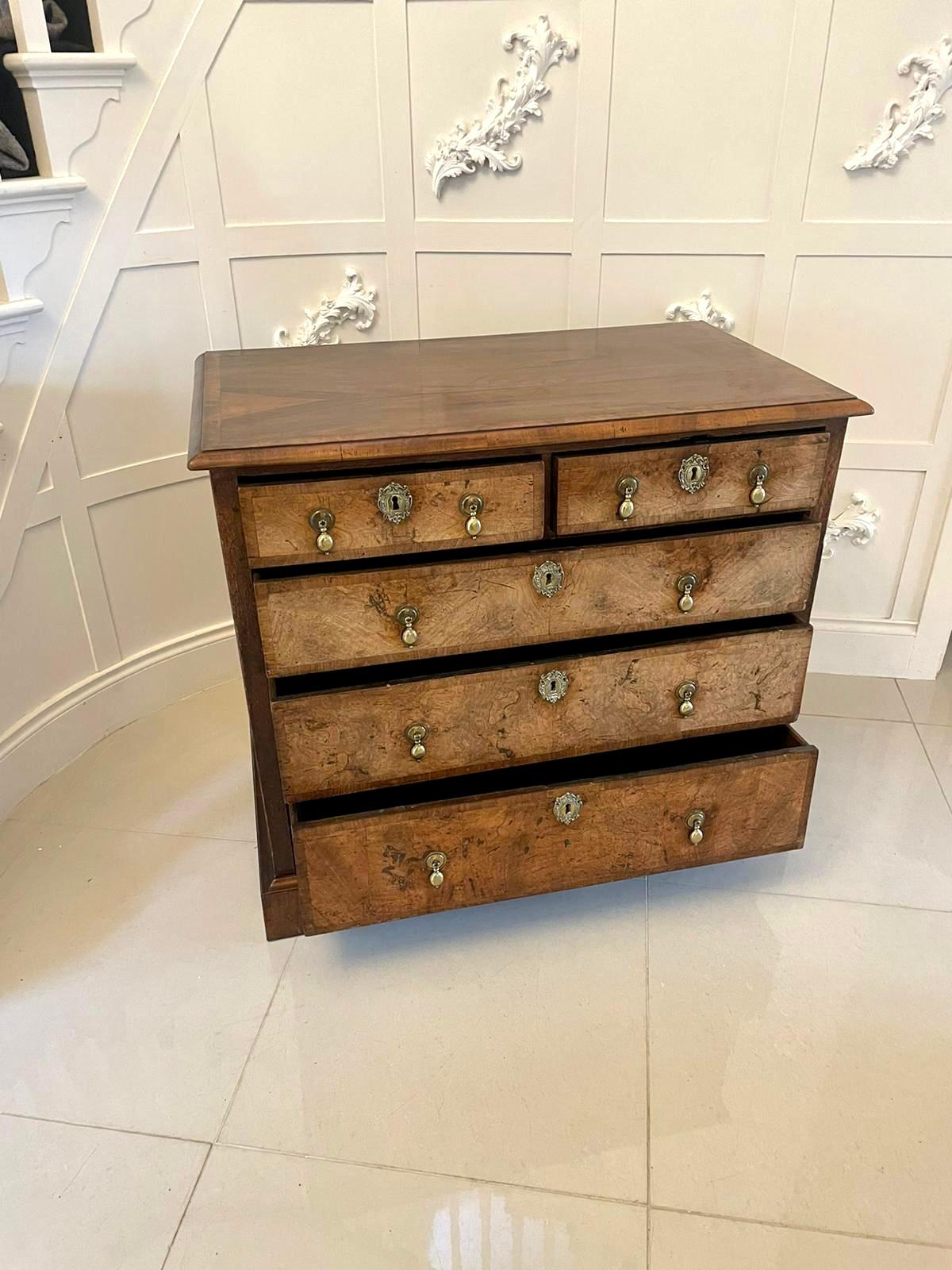 Antique George I Quality Walnut Chest of Drawers  For Sale 6