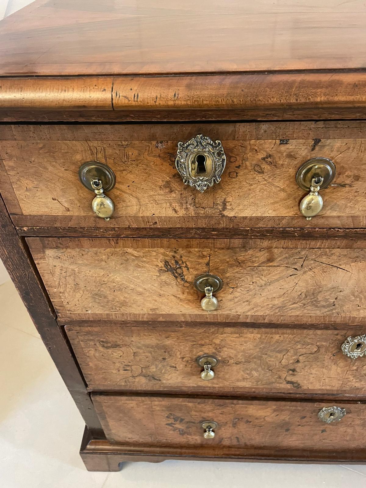 Antique George I Quality Walnut Chest of Drawers  For Sale 2