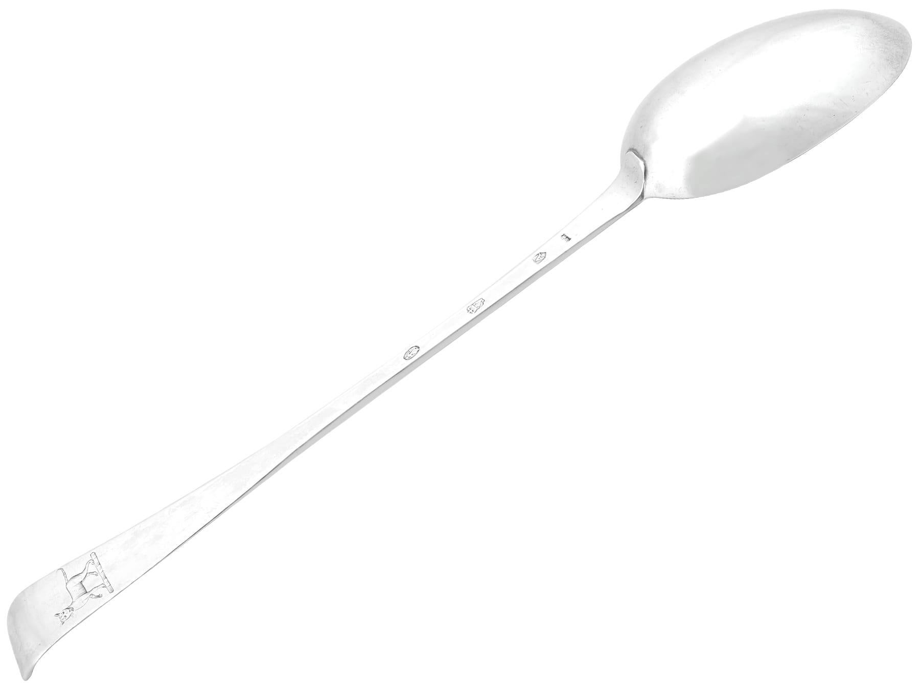 Antique cuillère à hacher irlandaise George II en argent sterling (1747) Excellent état - En vente à Jesmond, Newcastle Upon Tyne
