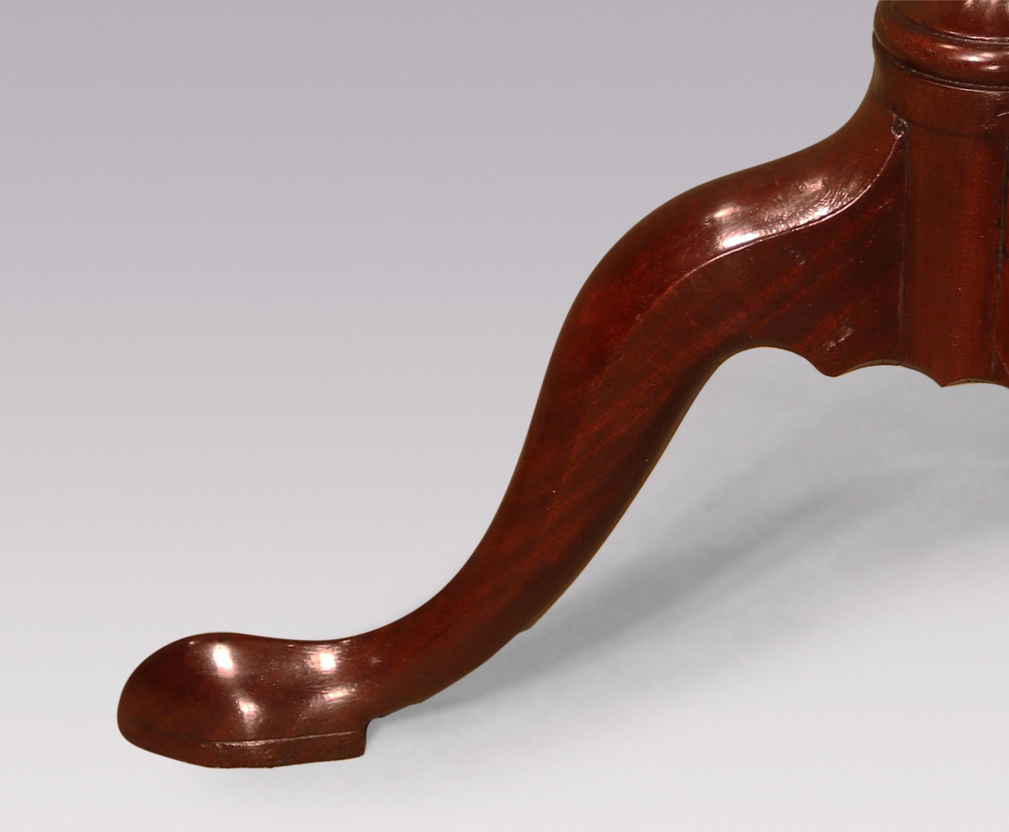 Antique George II mahogany octagonal top kettle stand In Good Condition For Sale In London, GB