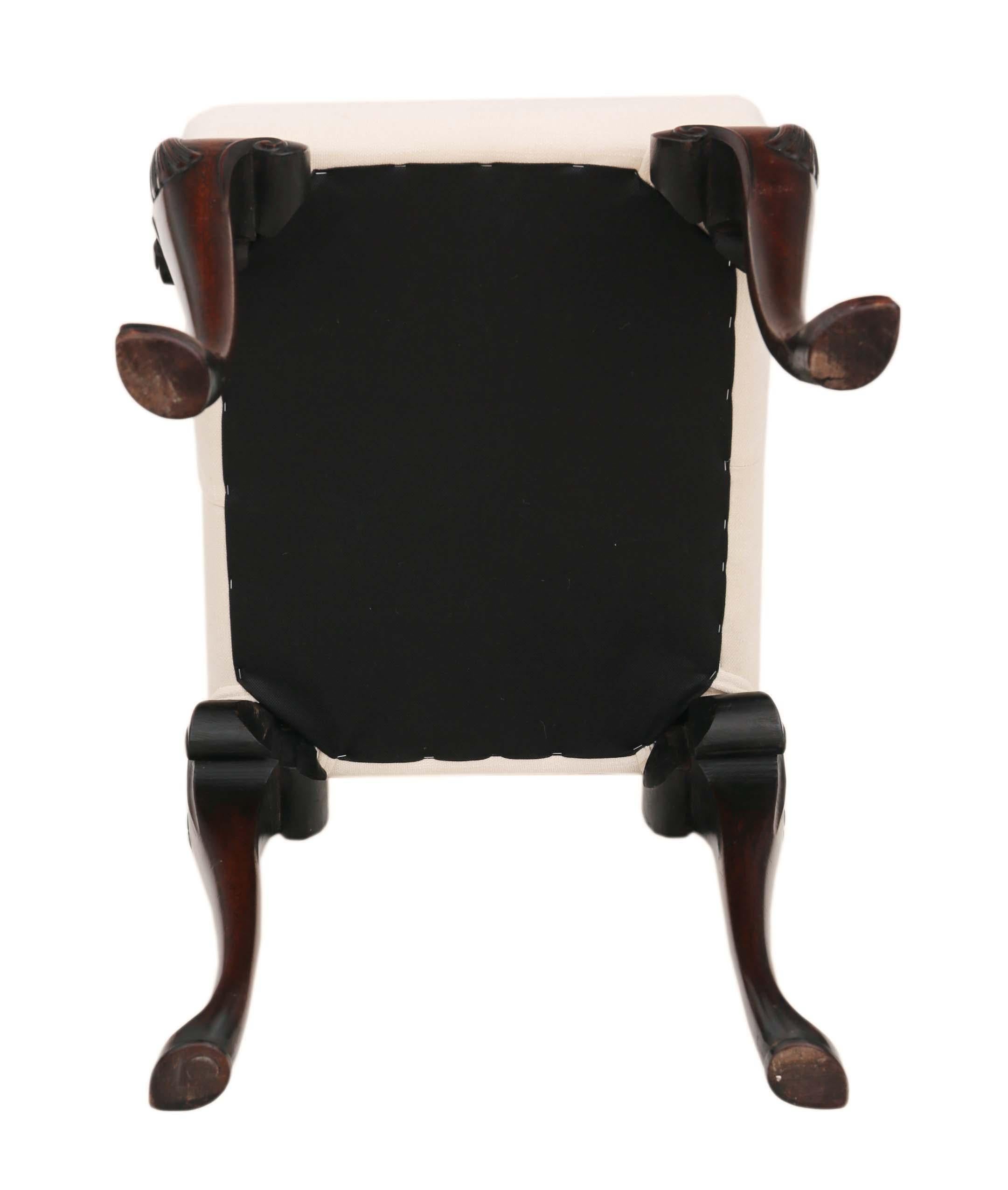 Antique George II Mahogany Stool from the Mid-18th Century of Quality Craftsmans For Sale 2