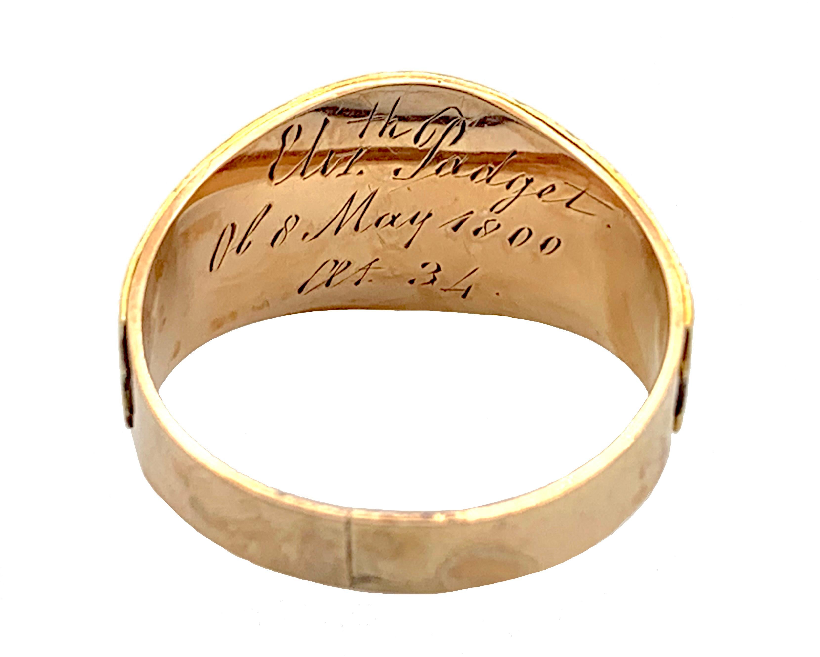 Antique George II Mourning Ring Polychrome Enamel 15 Karat old Dated 1800 In Good Condition For Sale In Munich, Bavaria