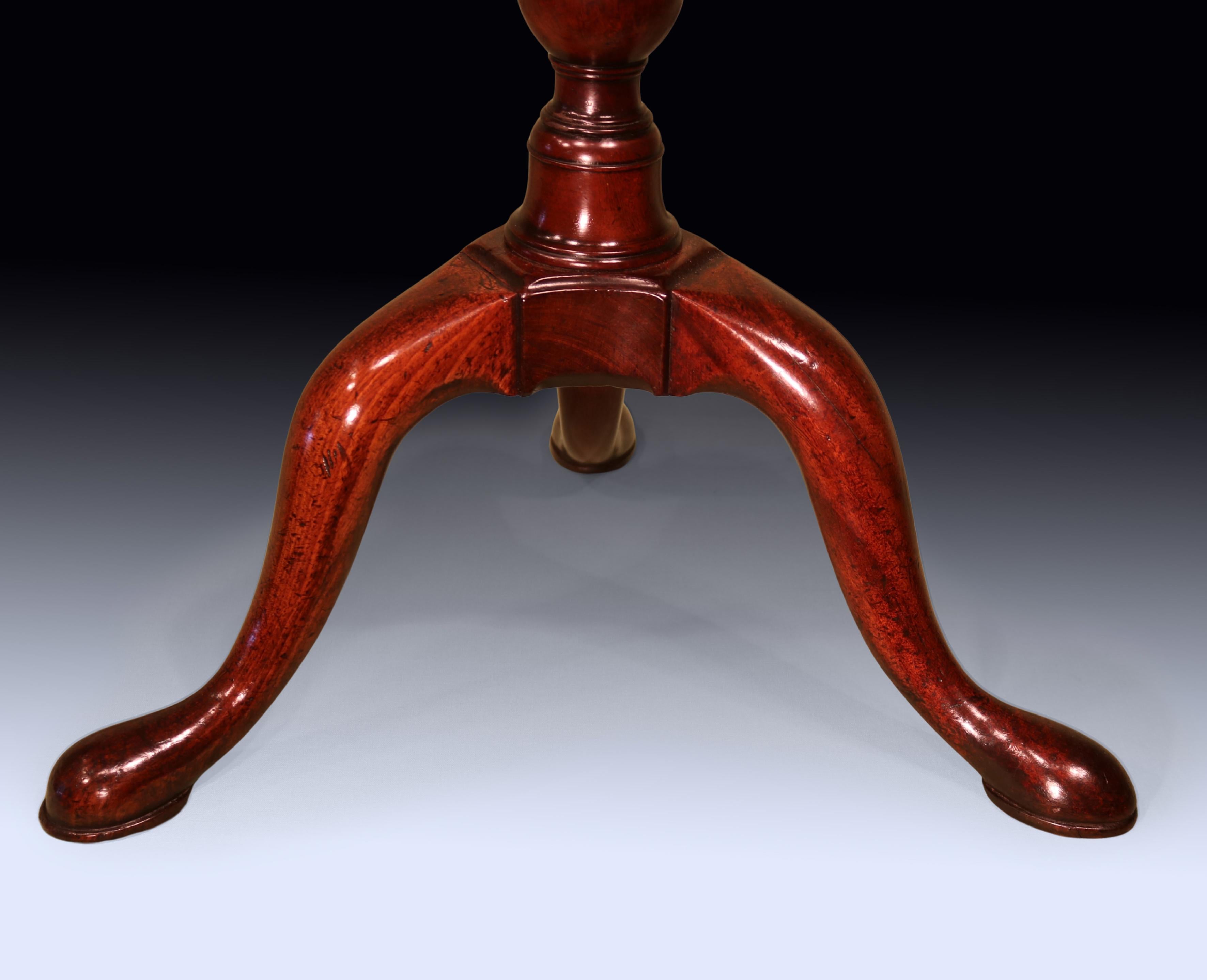 Anglais Bouilloire ancienne en acajou d'époque George II en vente
