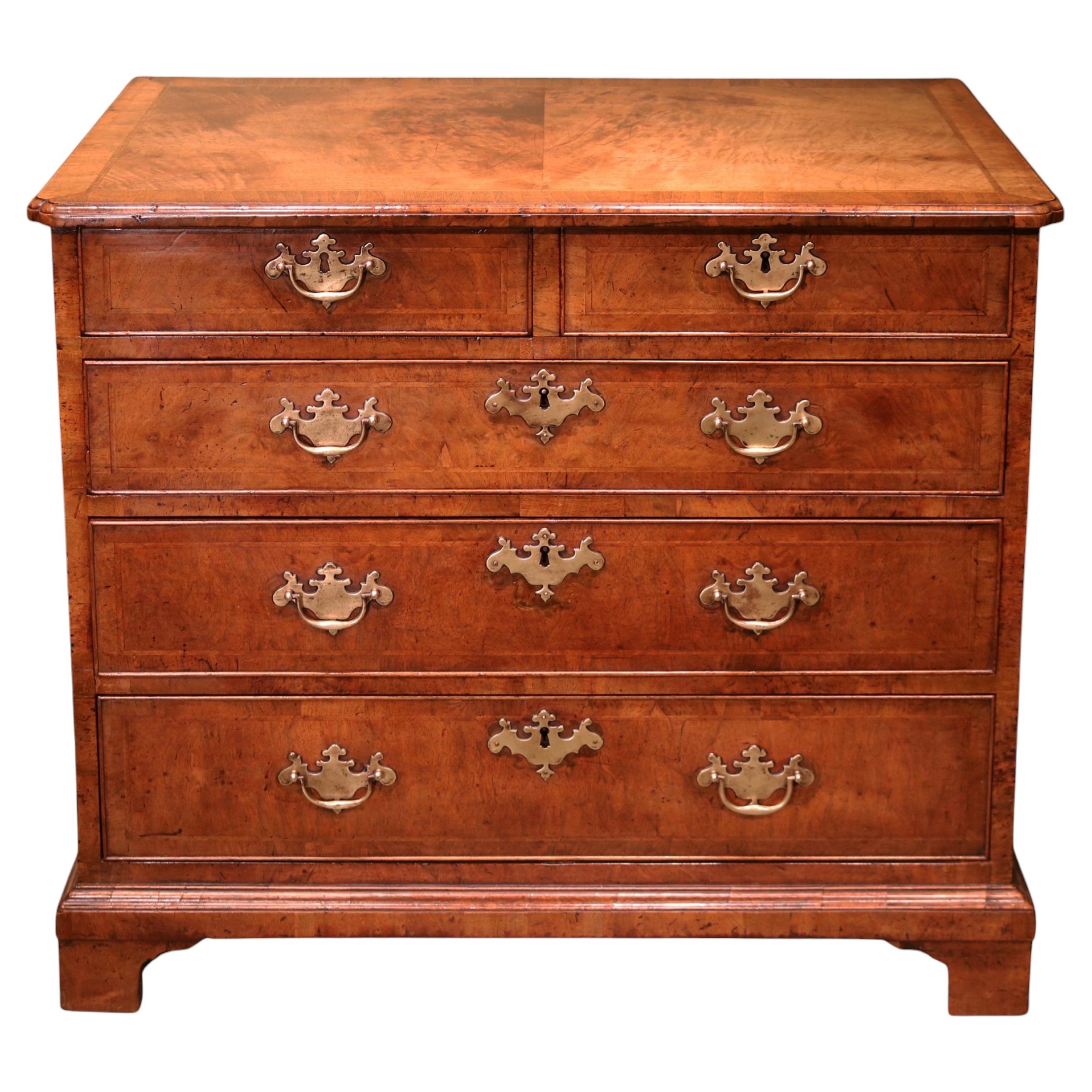 Antique George II period walnut chest of drawers For Sale