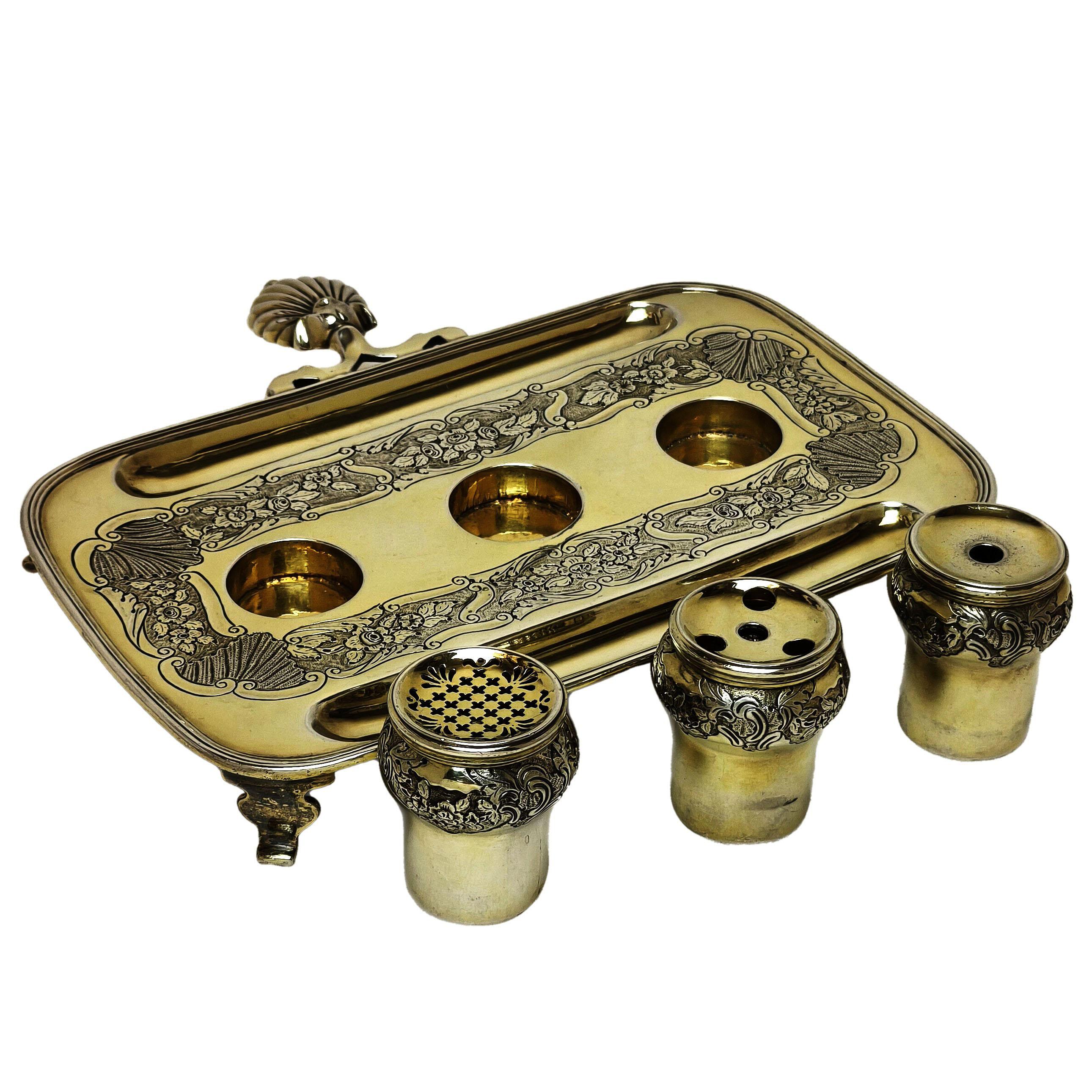 Antike George II Silber vergoldet Tintenfass Tintenfass Schreibtisch Tidy 1752 18. (George II.) im Angebot