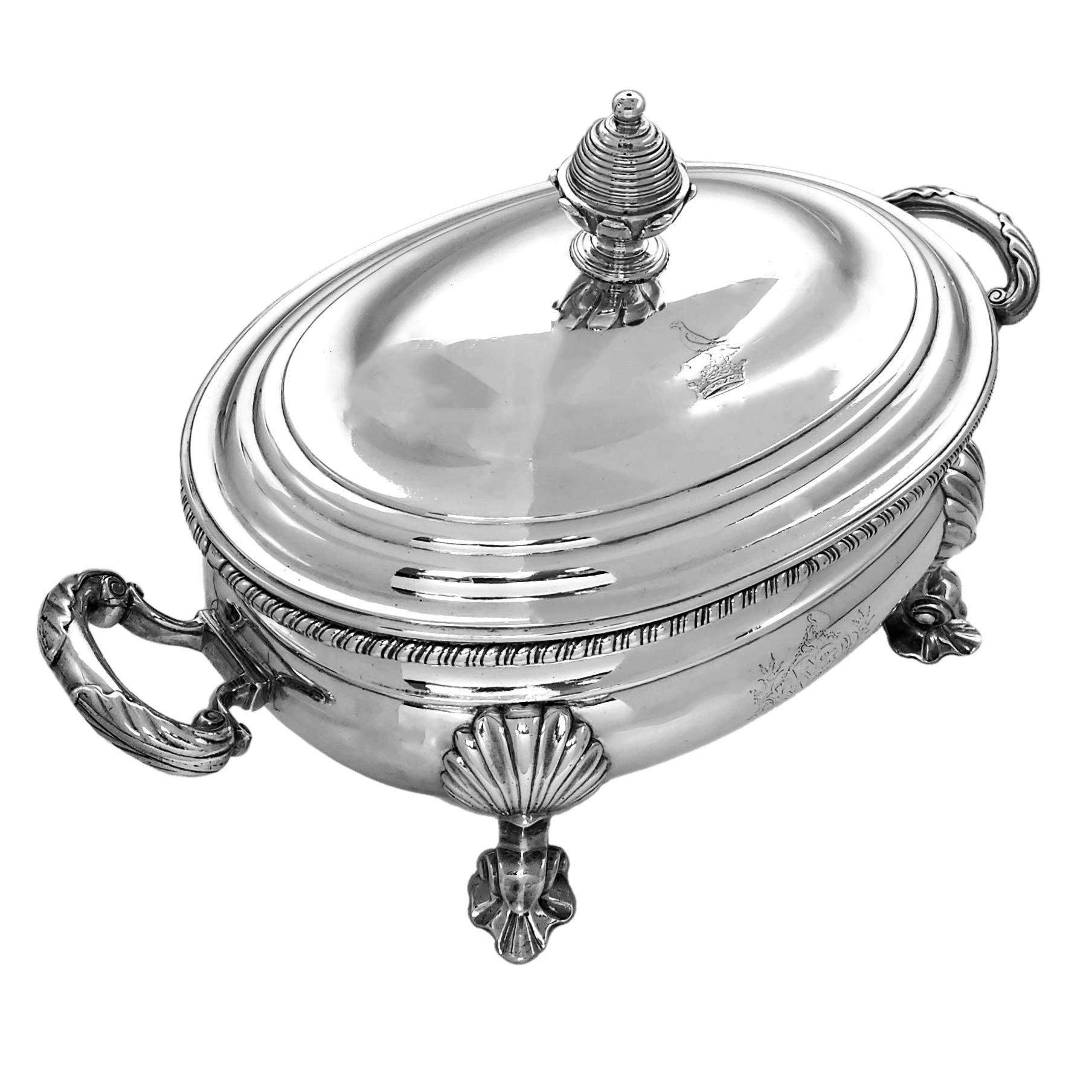 English Antique George II Silver Soup Tureen Serving Dish 1750 London England For Sale