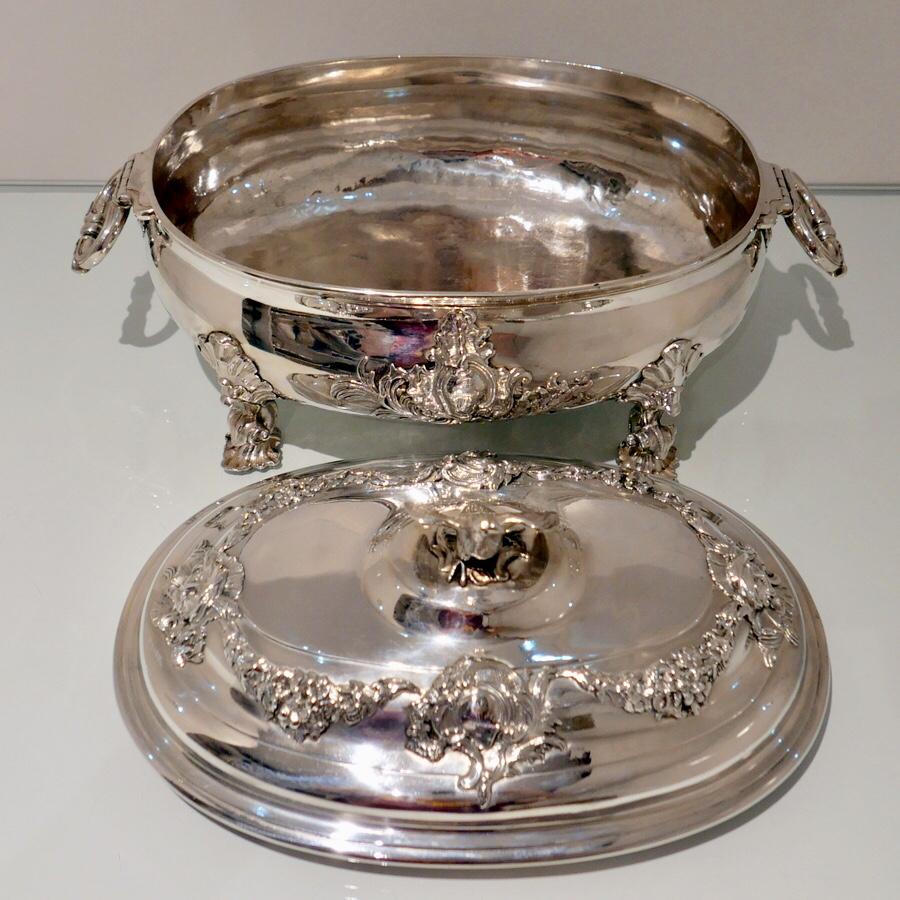 Mid-18th Century Antique George II Sterling Silver Soup Tureen London 1739 Peter Archambo For Sale