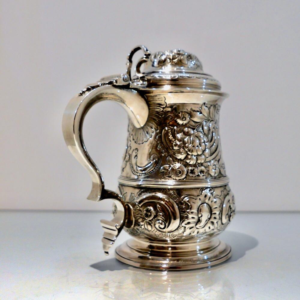 Antique George II Sterling Silver Tankard and Cover London 1751 Thomas Whipham For Sale 1