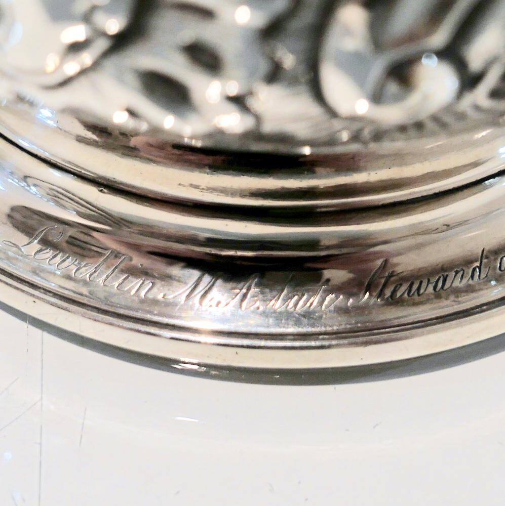 Antique George II Sterling Silver Tankard and Cover London 1751 Thomas Whipham For Sale 2