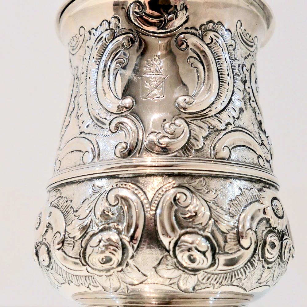 Antique George II Sterling Silver Tankard and Cover London 1751 Thomas Whipham For Sale 4