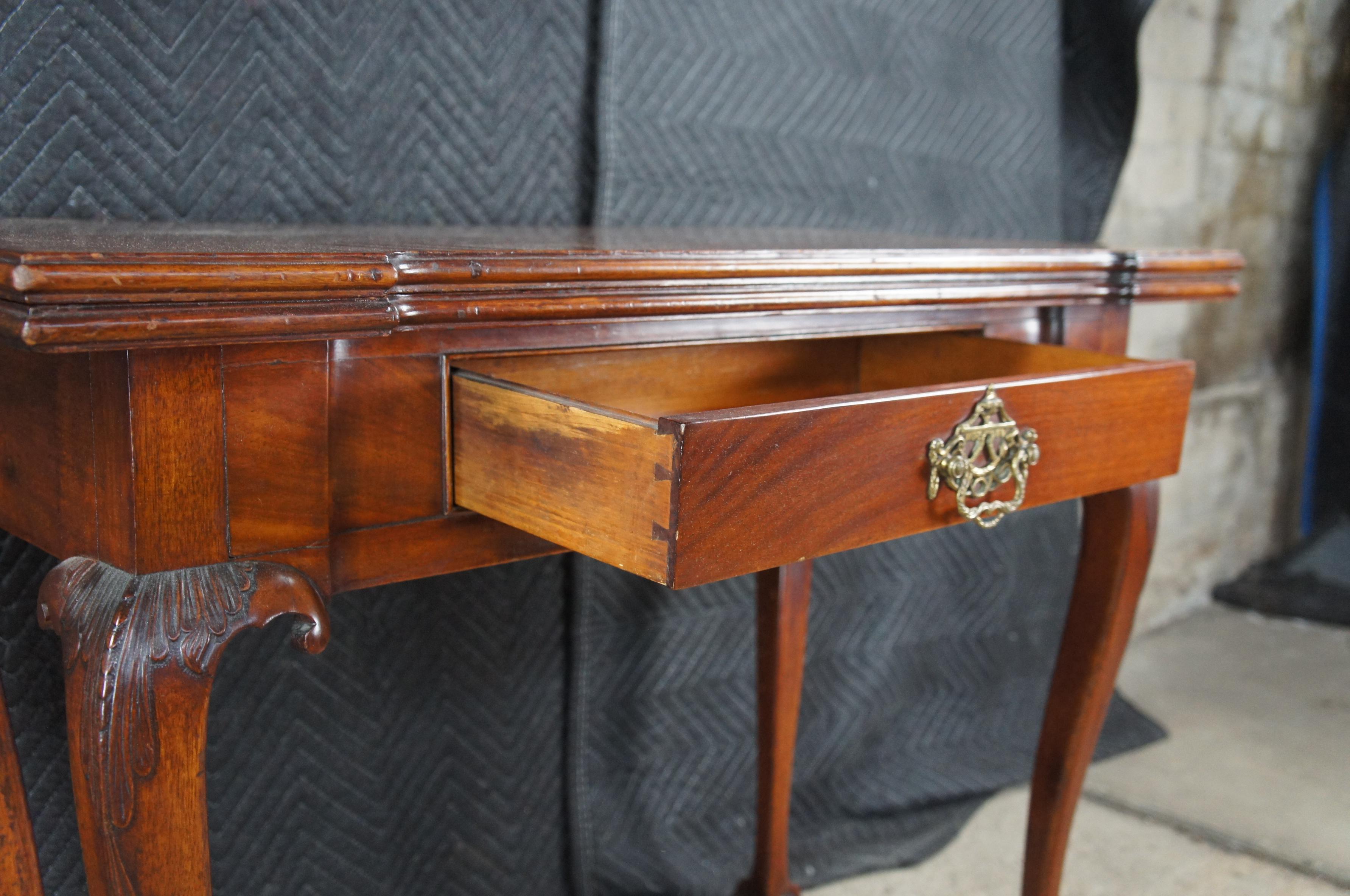 Mesa de Juego de Cartas con Pies de Garra de Caoba Estilo Chippendale Jorge II Antiguo en venta 1