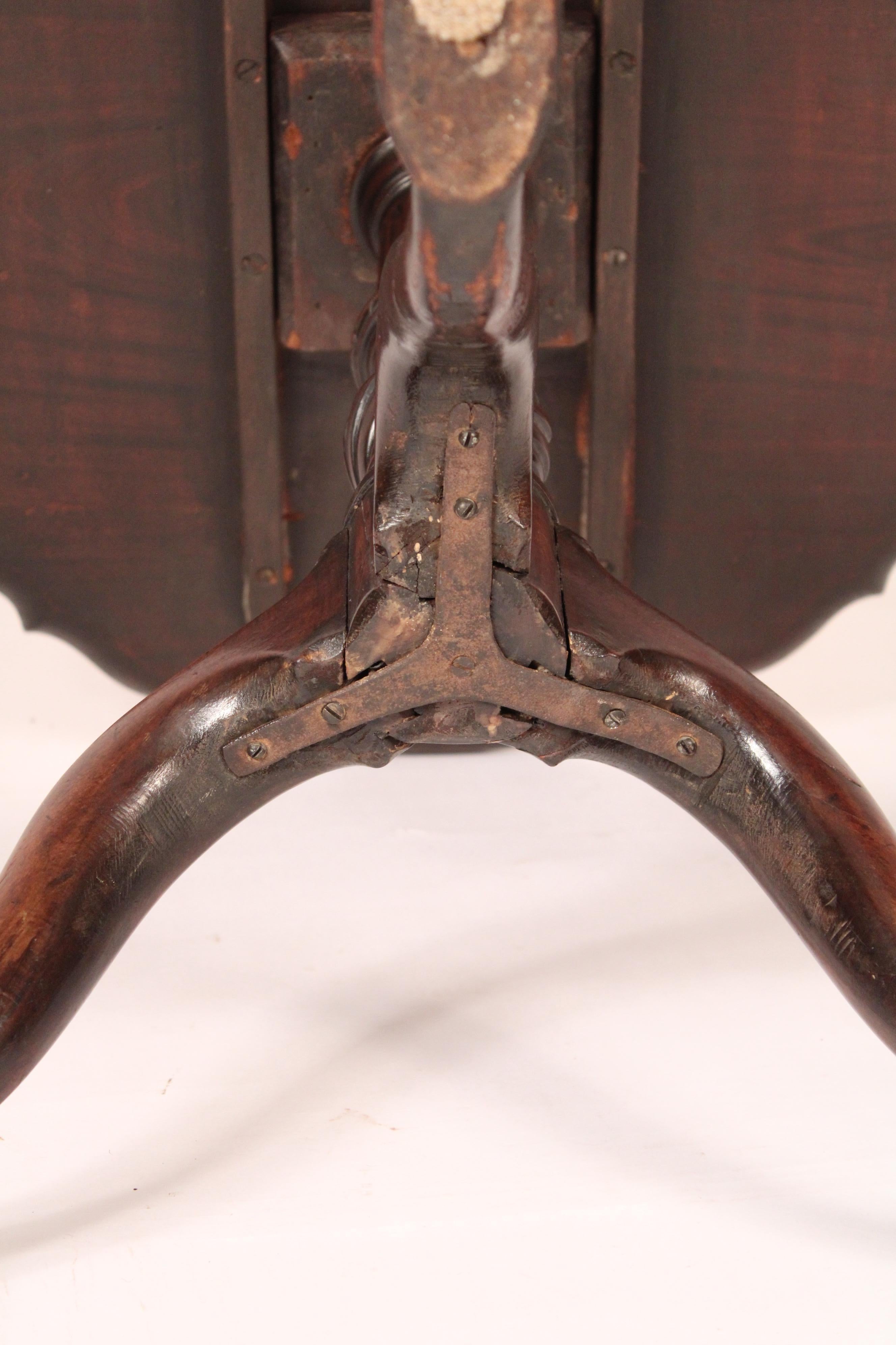 Antique George II Style Mahogany Pie Crust Table For Sale 8