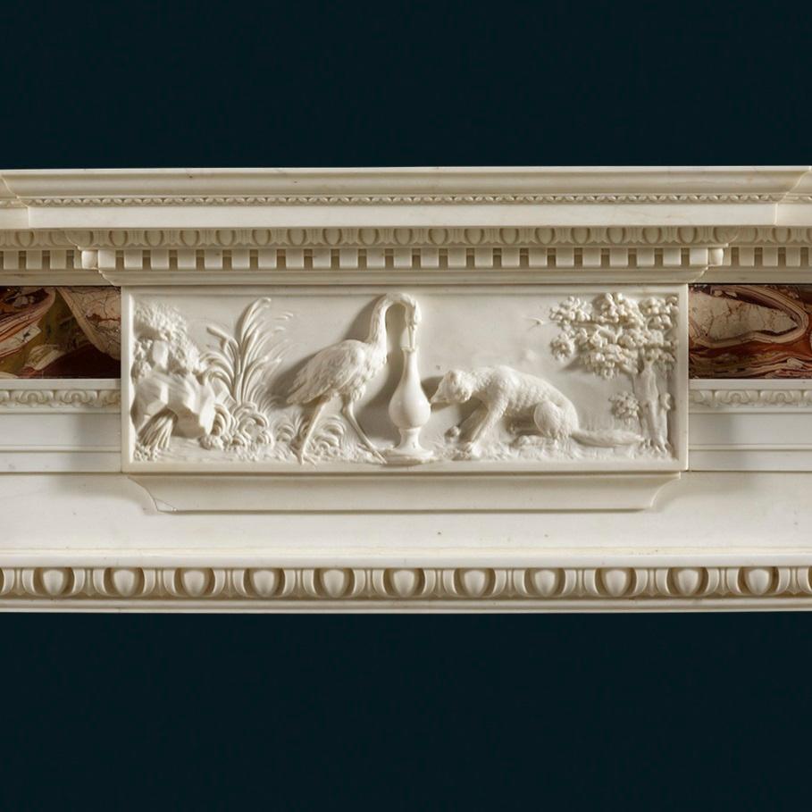 Antiguo manto de chimenea Jorge II de estatuaria blanca y mármol jaspe siciliano Tallado en venta
