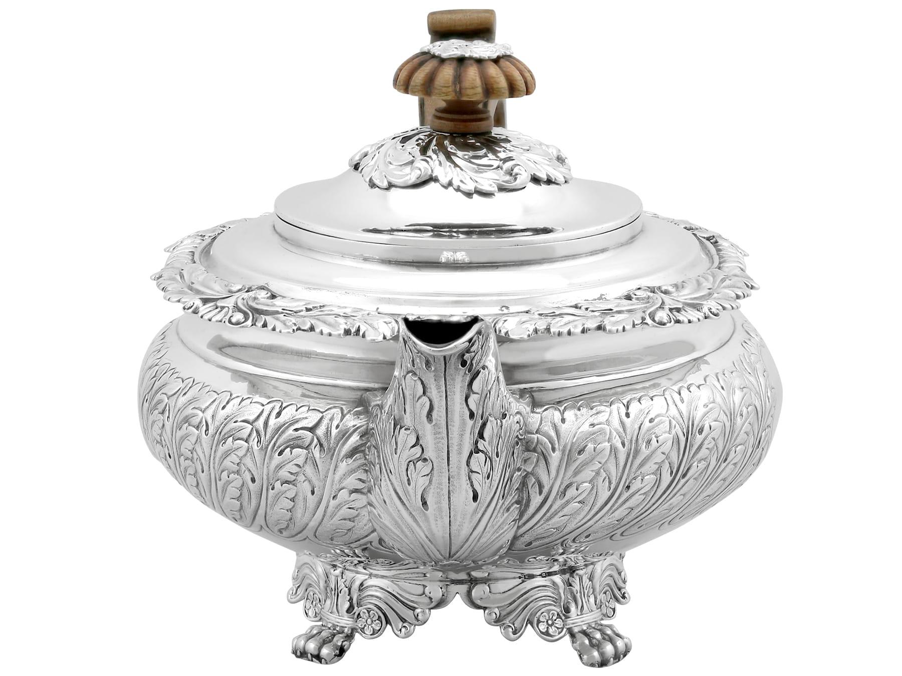Gilt Antique George III (1819) Sterling Silver Three Piece Tea Service For Sale