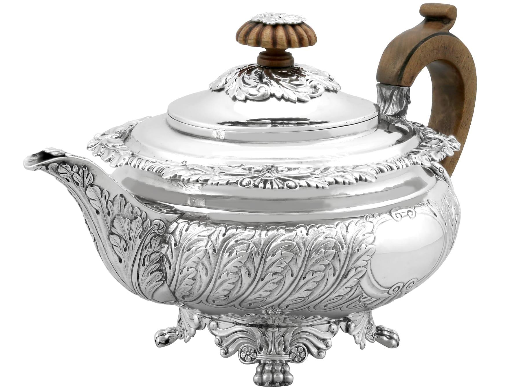 Antique George III (1819) Sterling Silver Three Piece Tea Service In Excellent Condition For Sale In Jesmond, Newcastle Upon Tyne