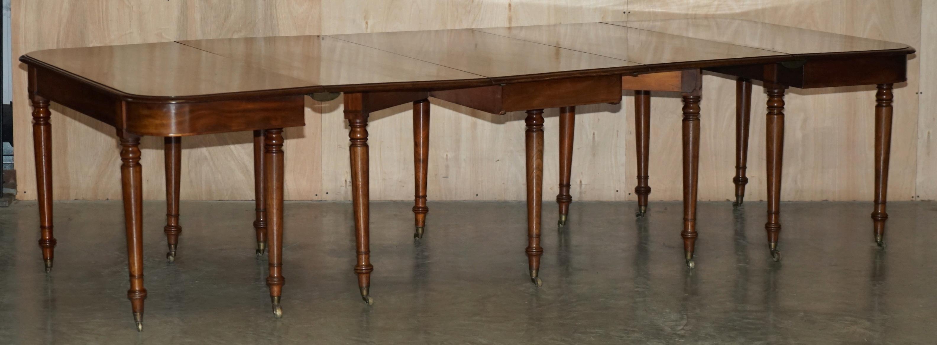 Antique George III 1820 Flamed Hardwood Fully Restored Extending Dining Table For Sale 7