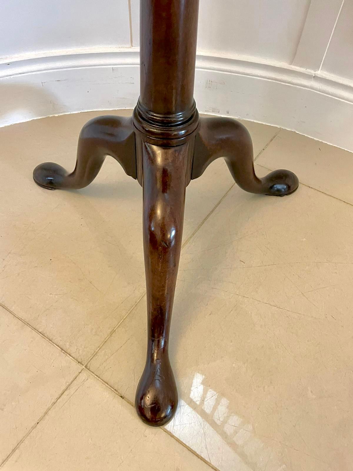 Antique George III 18th Century Quality Figured Mahogany Dish Top Tripod Table For Sale 5