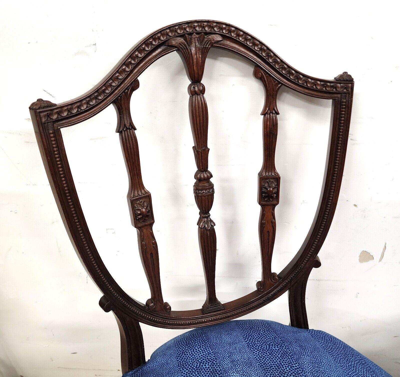 Antique George III Accent Side Chairs Shield Back Mahogany 19th Century Set of 2 In Good Condition For Sale In Lake Worth, FL