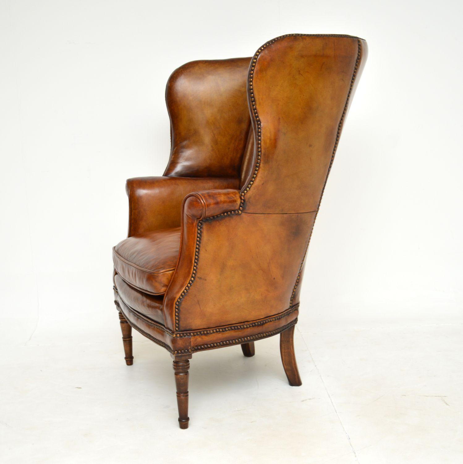 Antique George III Barrel Back Leather Wing Armchair In Good Condition In London, GB