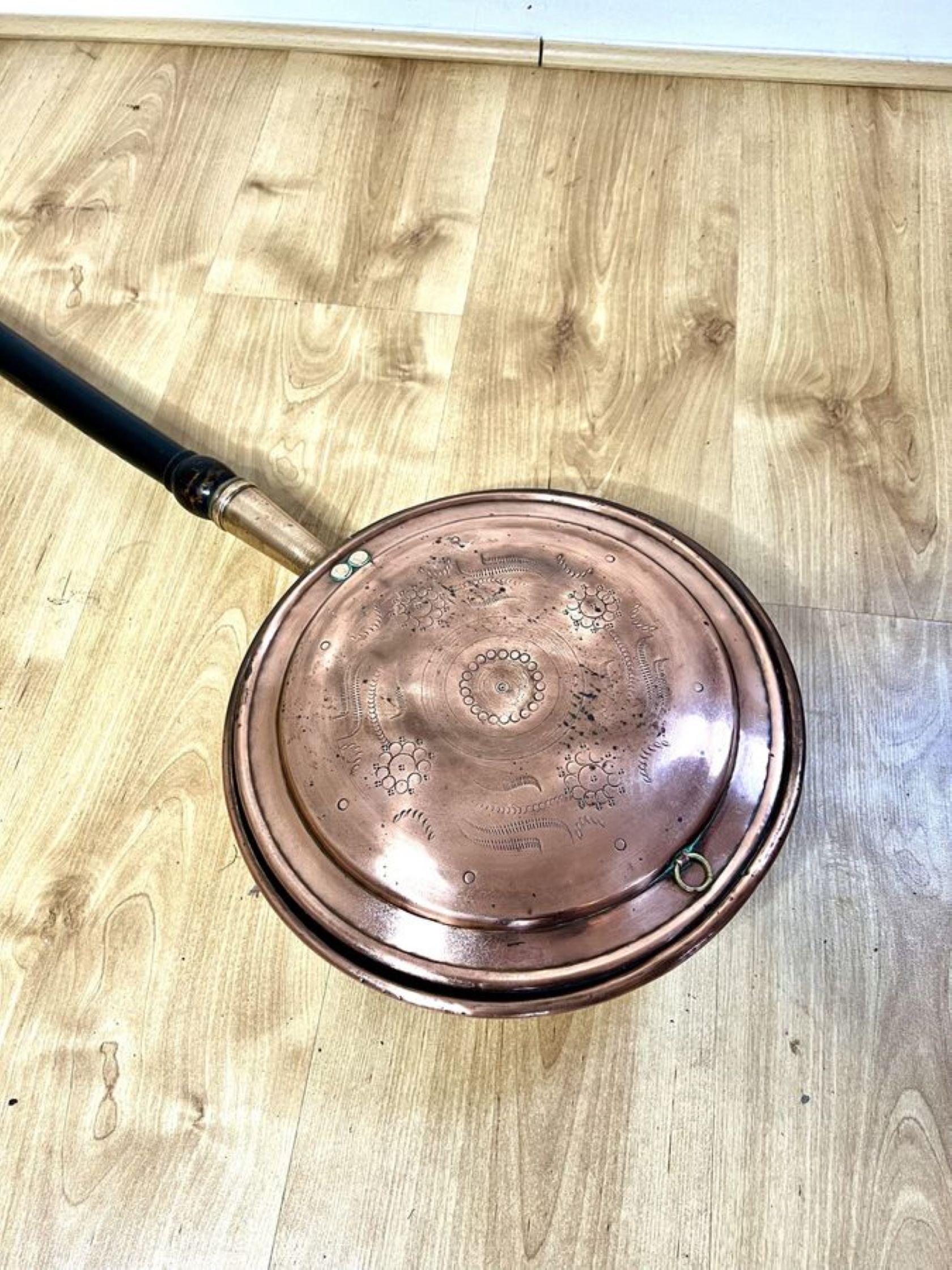 Antique George III copper warming pan  In Good Condition For Sale In Ipswich, GB