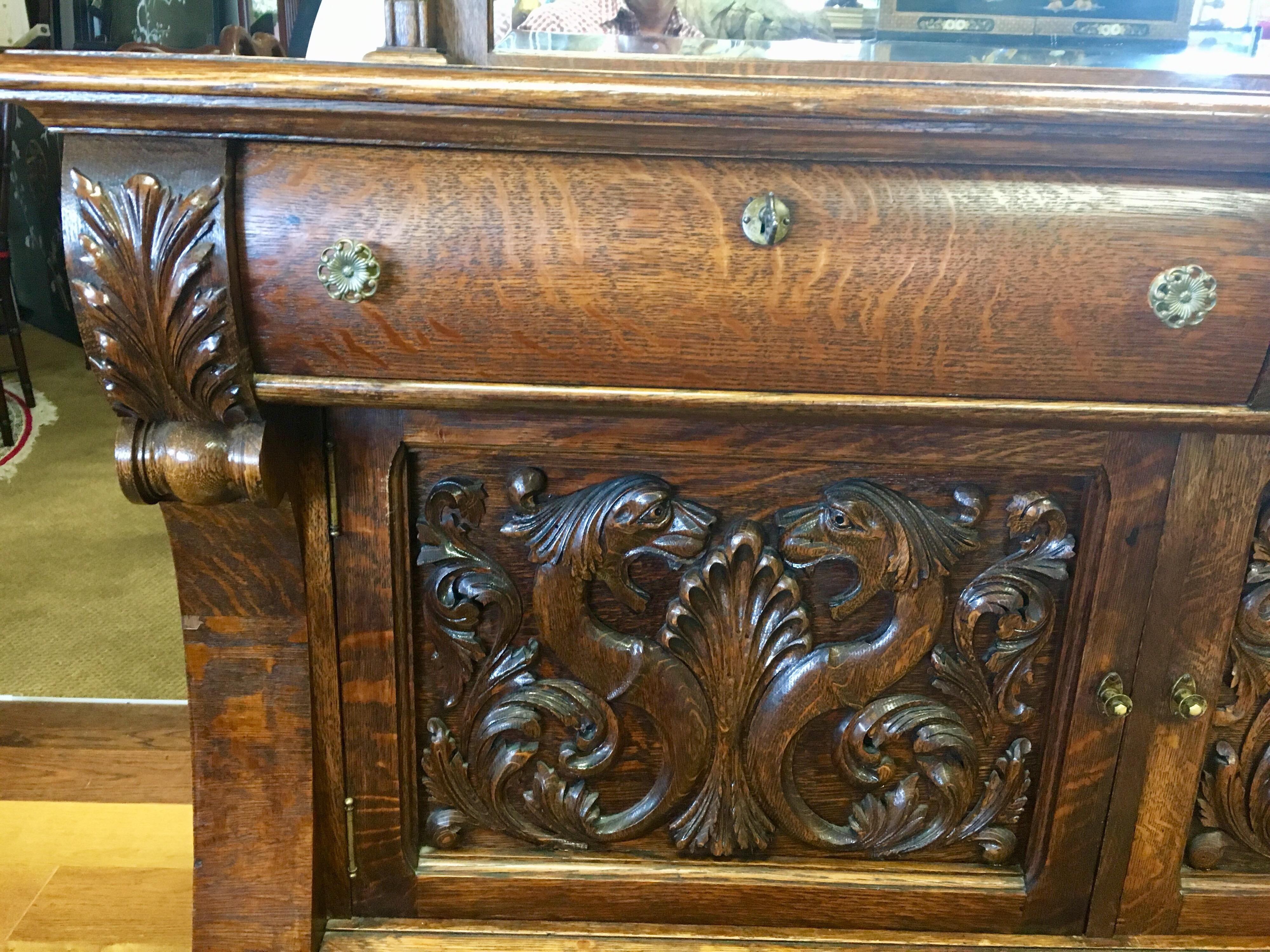 Oak Antique George III English Carved Cabinet Credenza Sideboard Buffet