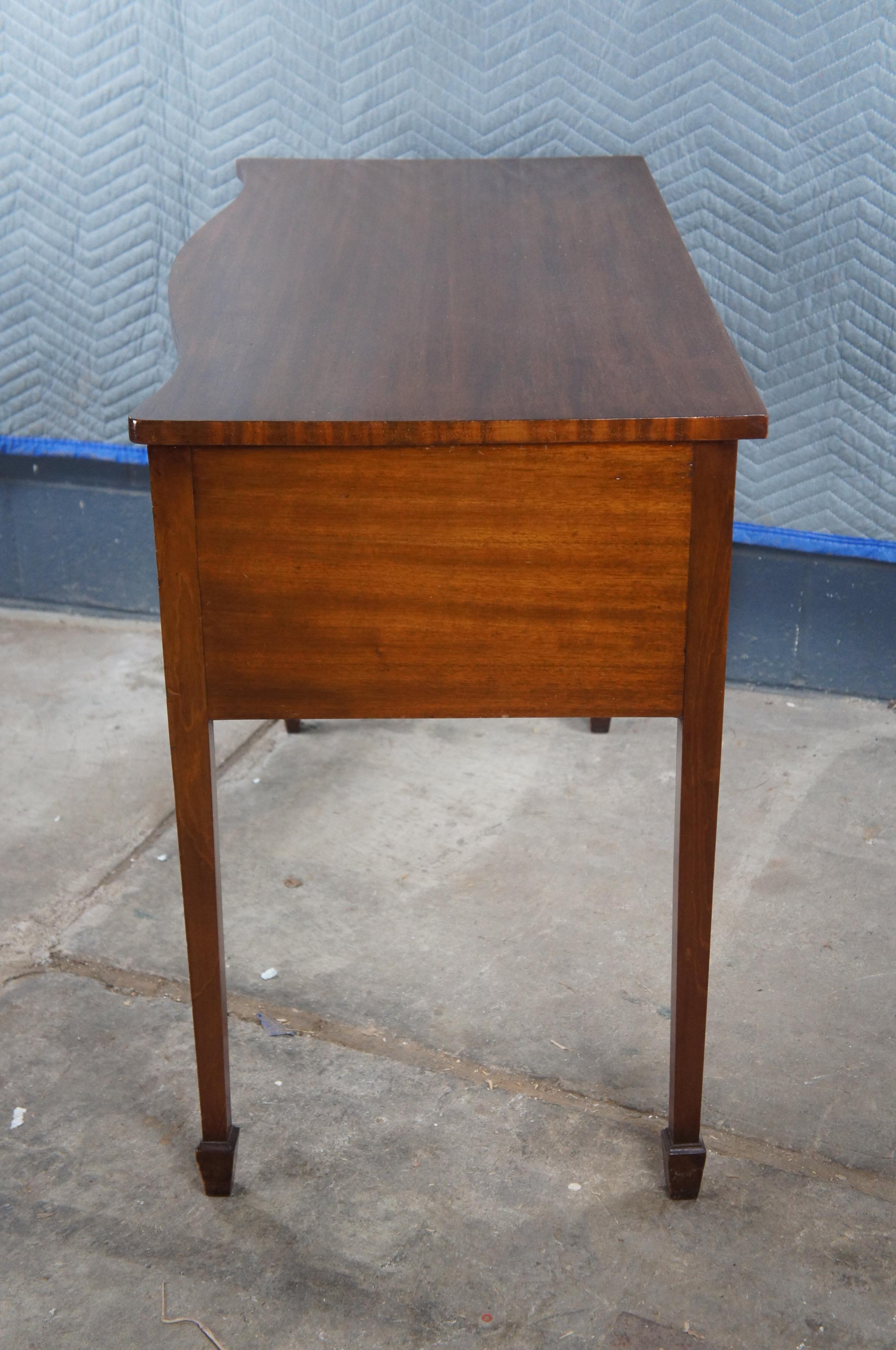 Antique George III Flame Mahogany Serpentine Buffet Sideboard Chest Writing Desk For Sale 5