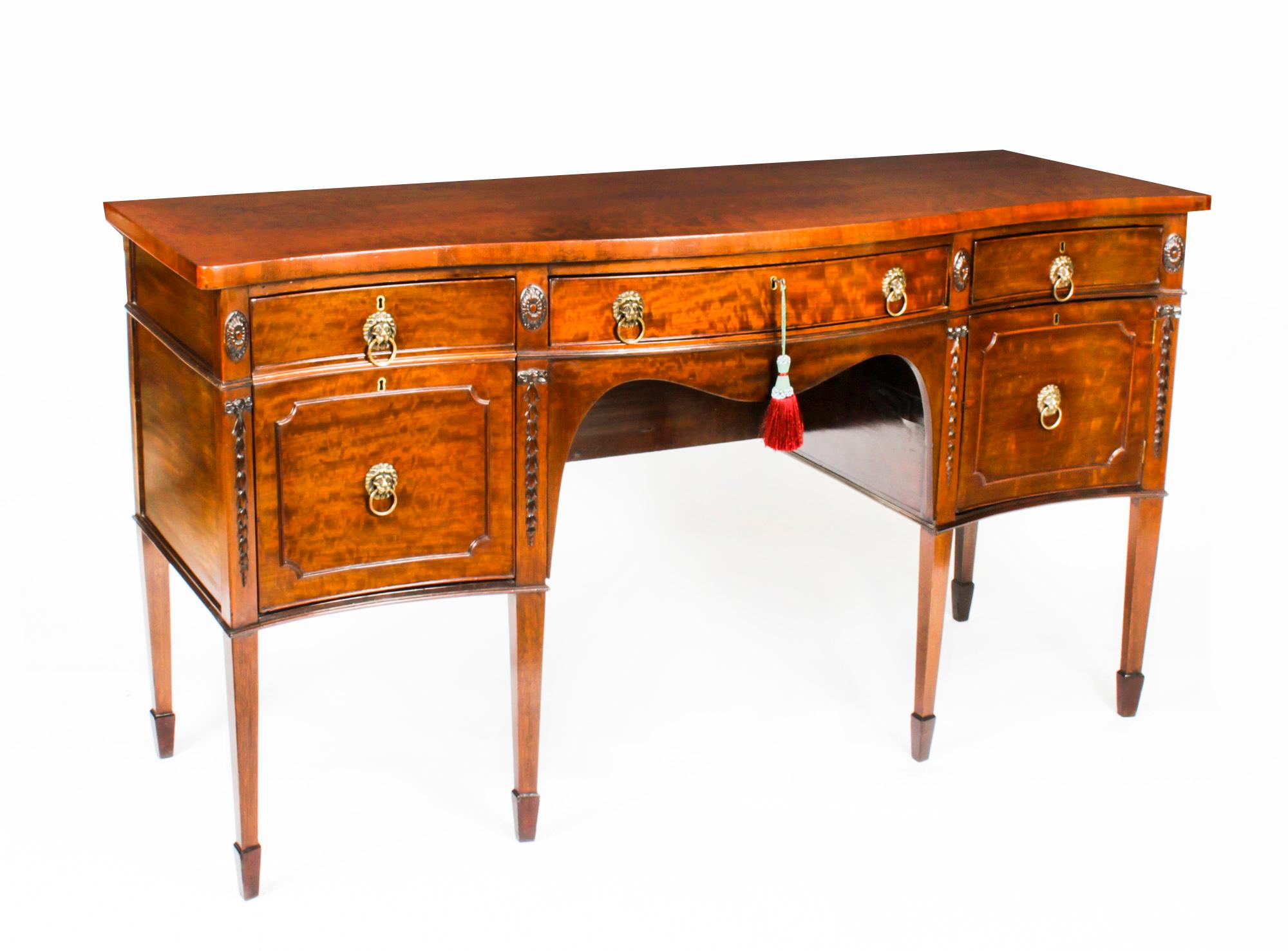 Antique George III Flame Mahogany Serpentine Sideboard, 19th Century For Sale 14