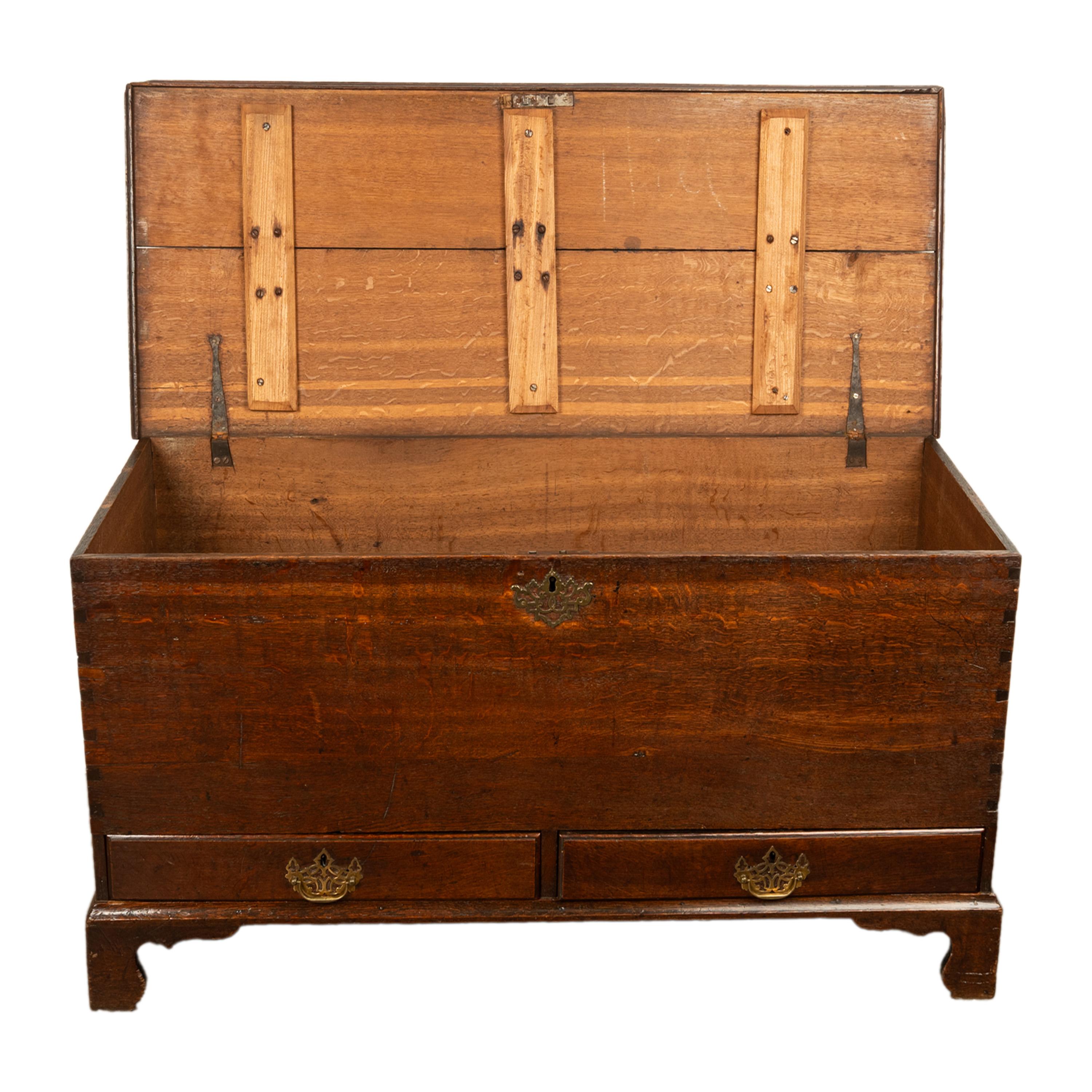Antique George III Georgian Oak Dovetailed Mule Chest Coffer Drawers 1760 For Sale 7