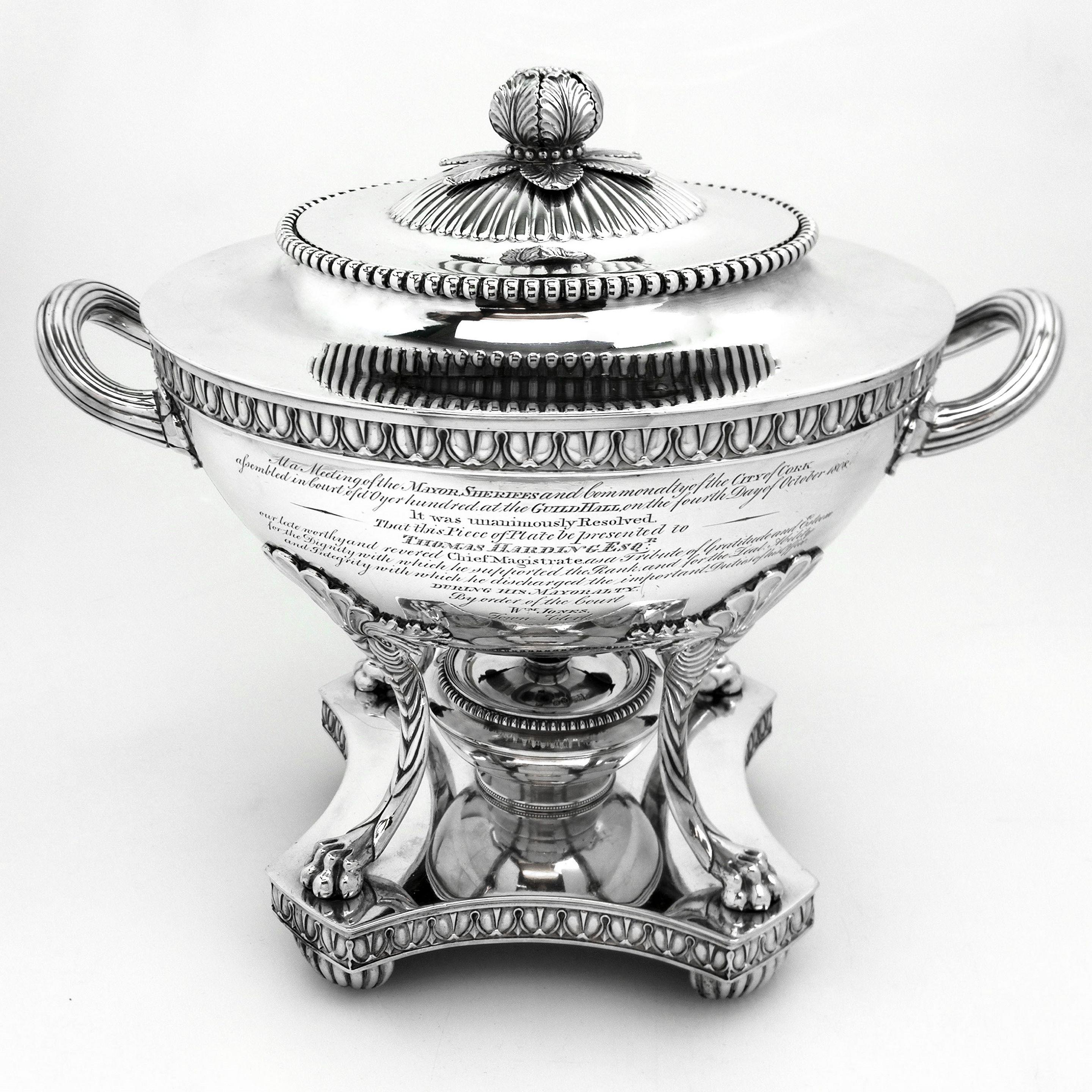 19th Century Antique George III Georgian Sterling Silver Tea Urn / Samovar, 1808