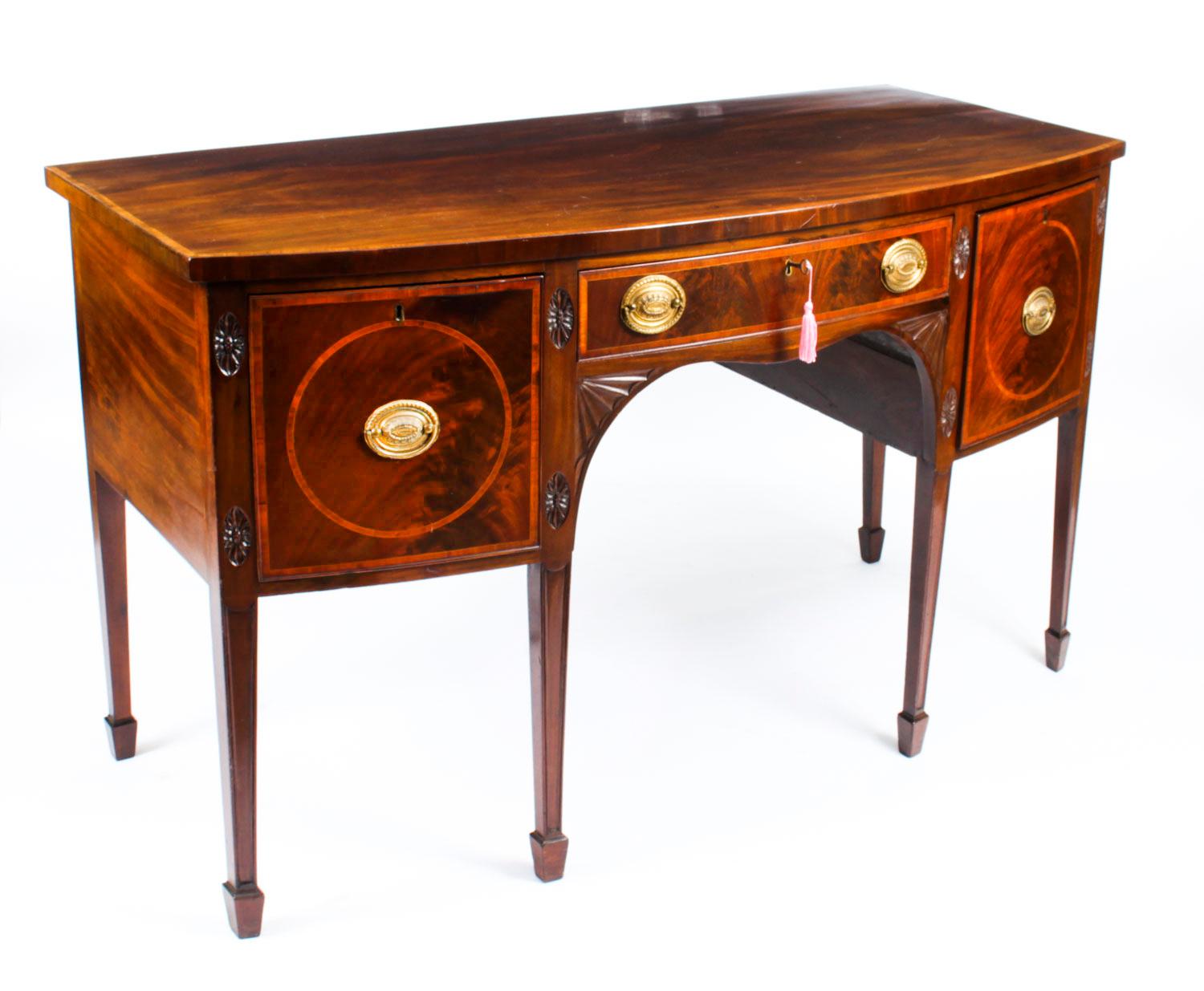 Antique George III Inlaid Flame Mahogany Sideboard, 18th Century For Sale 14