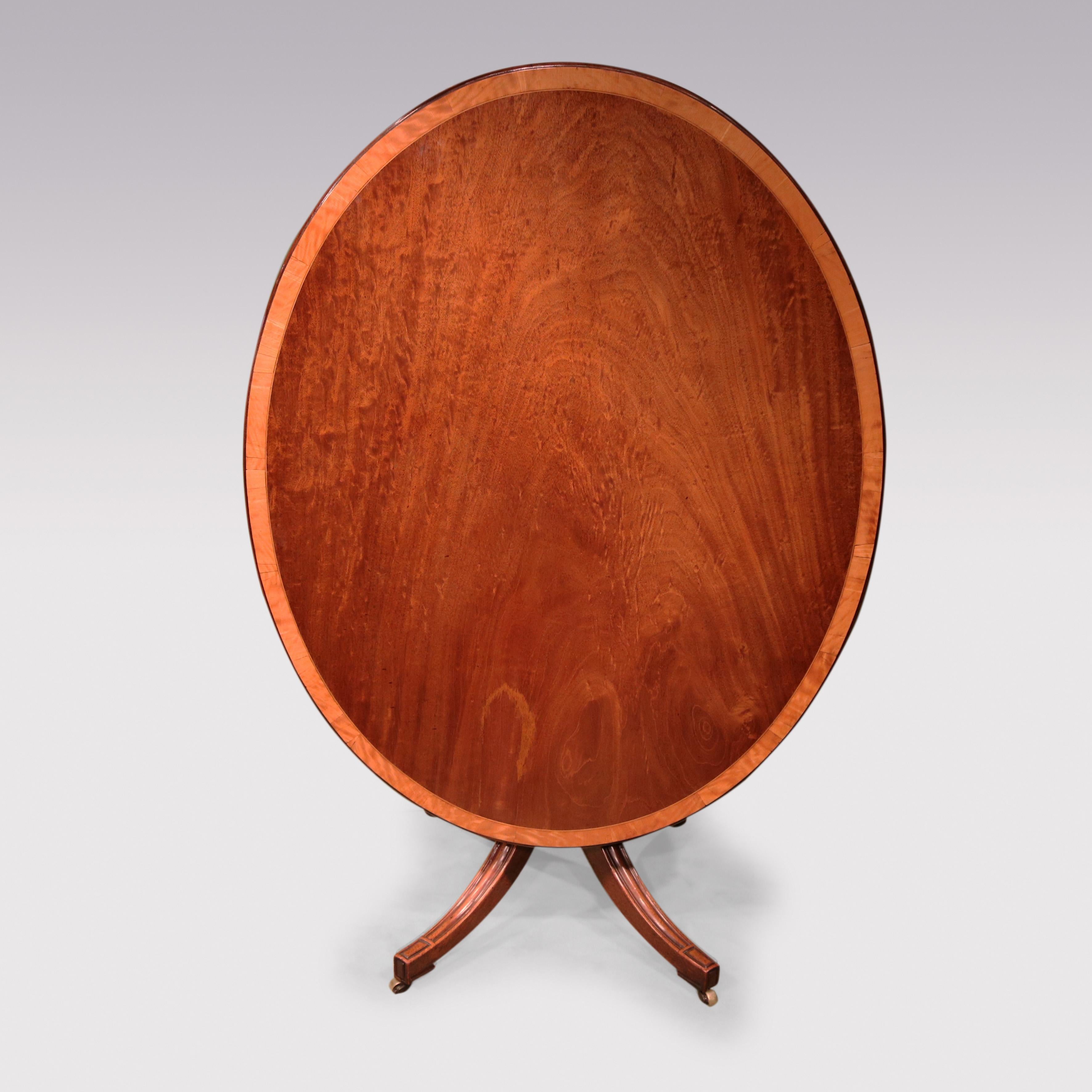 English Antique George III mahogany and satinwood oval breakfast table For Sale