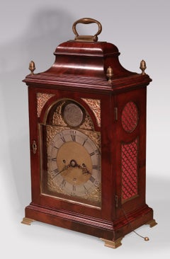 Antique George III mahogany bracket clock