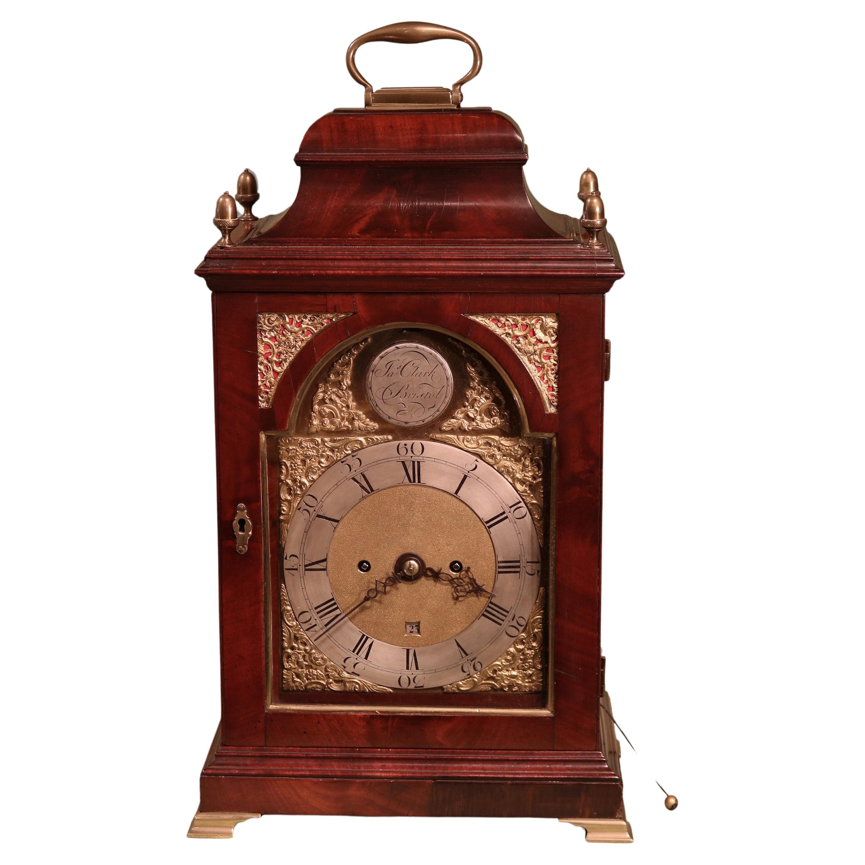 Antike George III.-Mahagoni-Fassungs-Uhr im Angebot